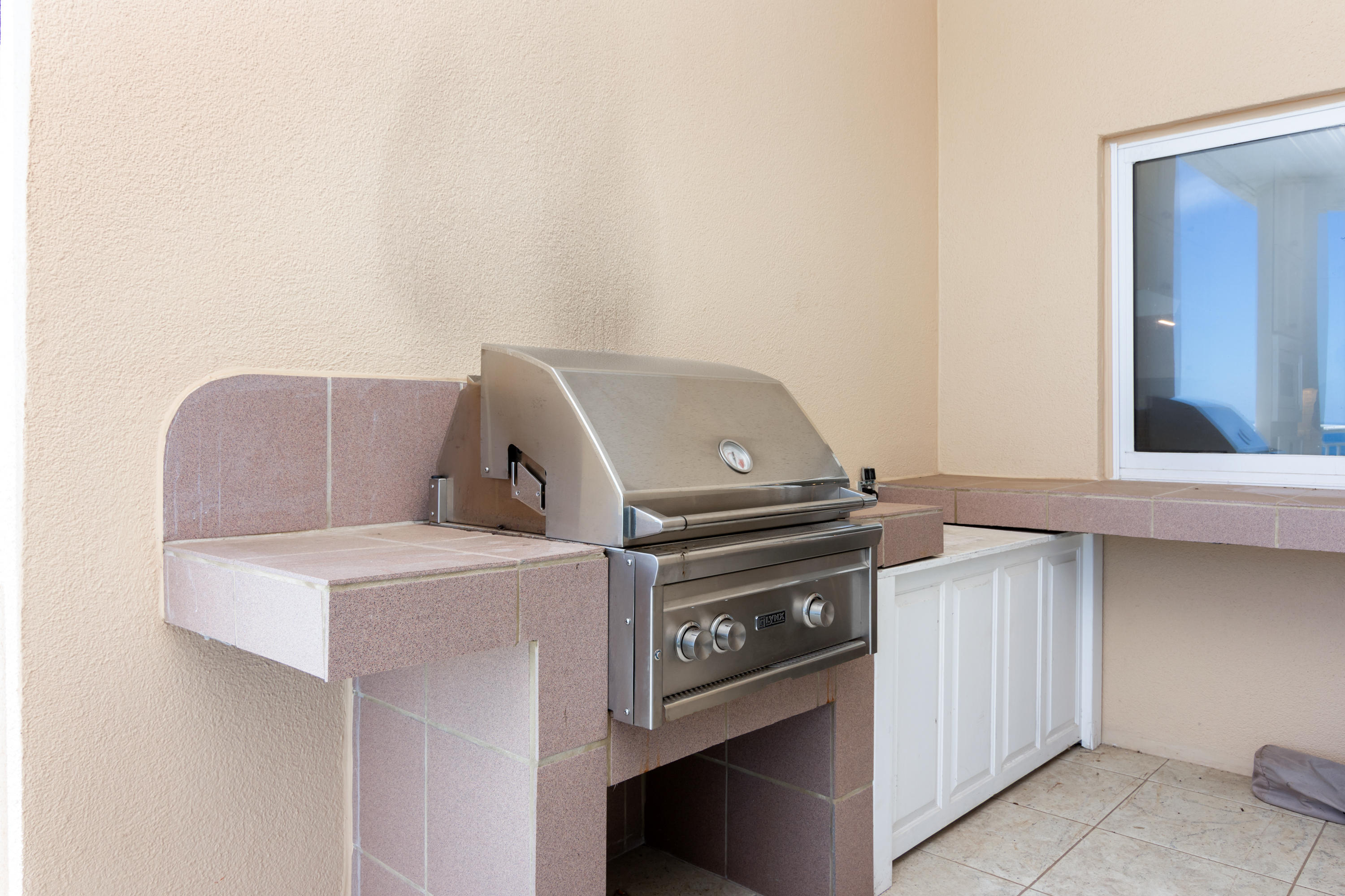 HIDDEN DUNES GRAND VILLAS - Residential