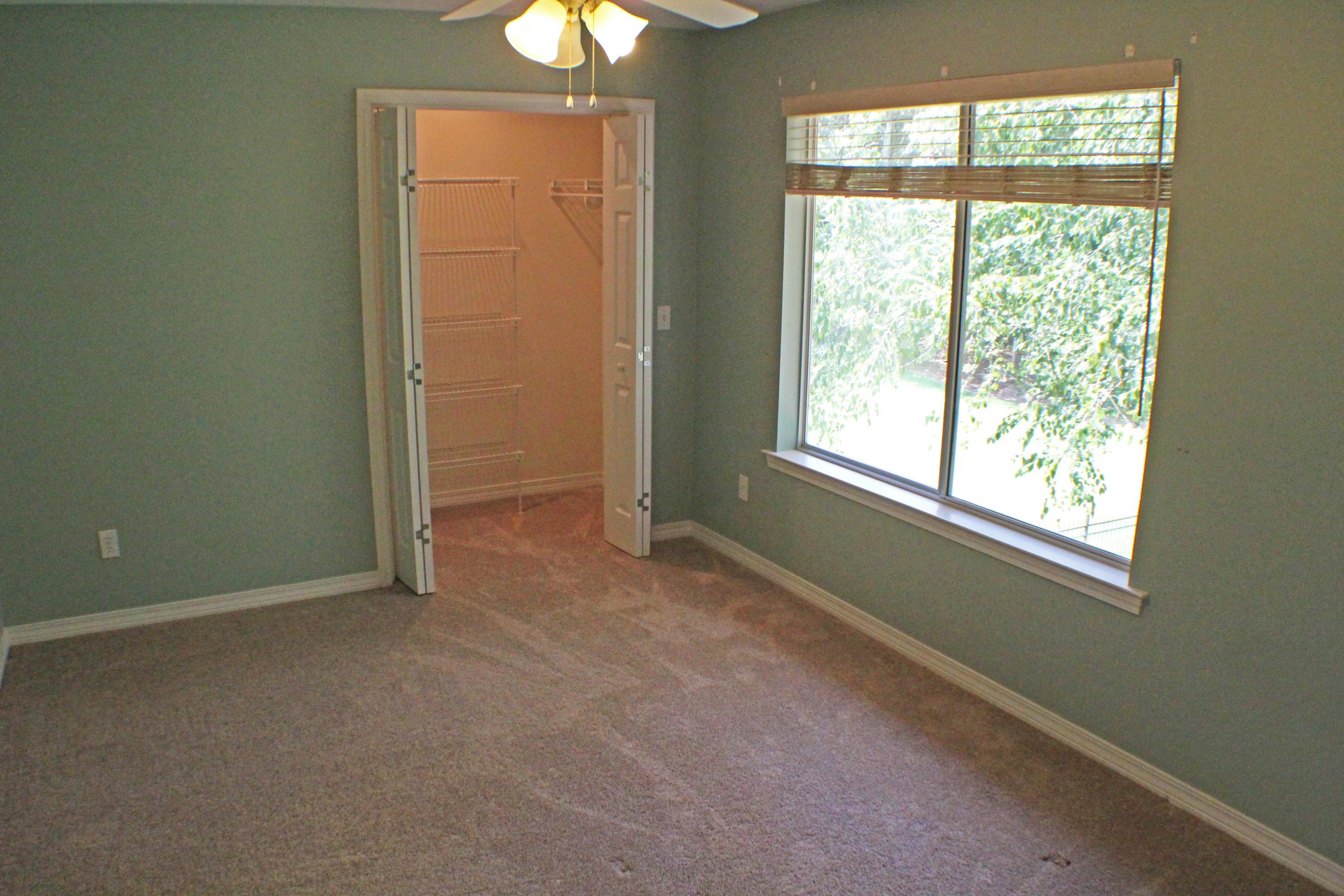 PINEWOOD ESTATES - Residential