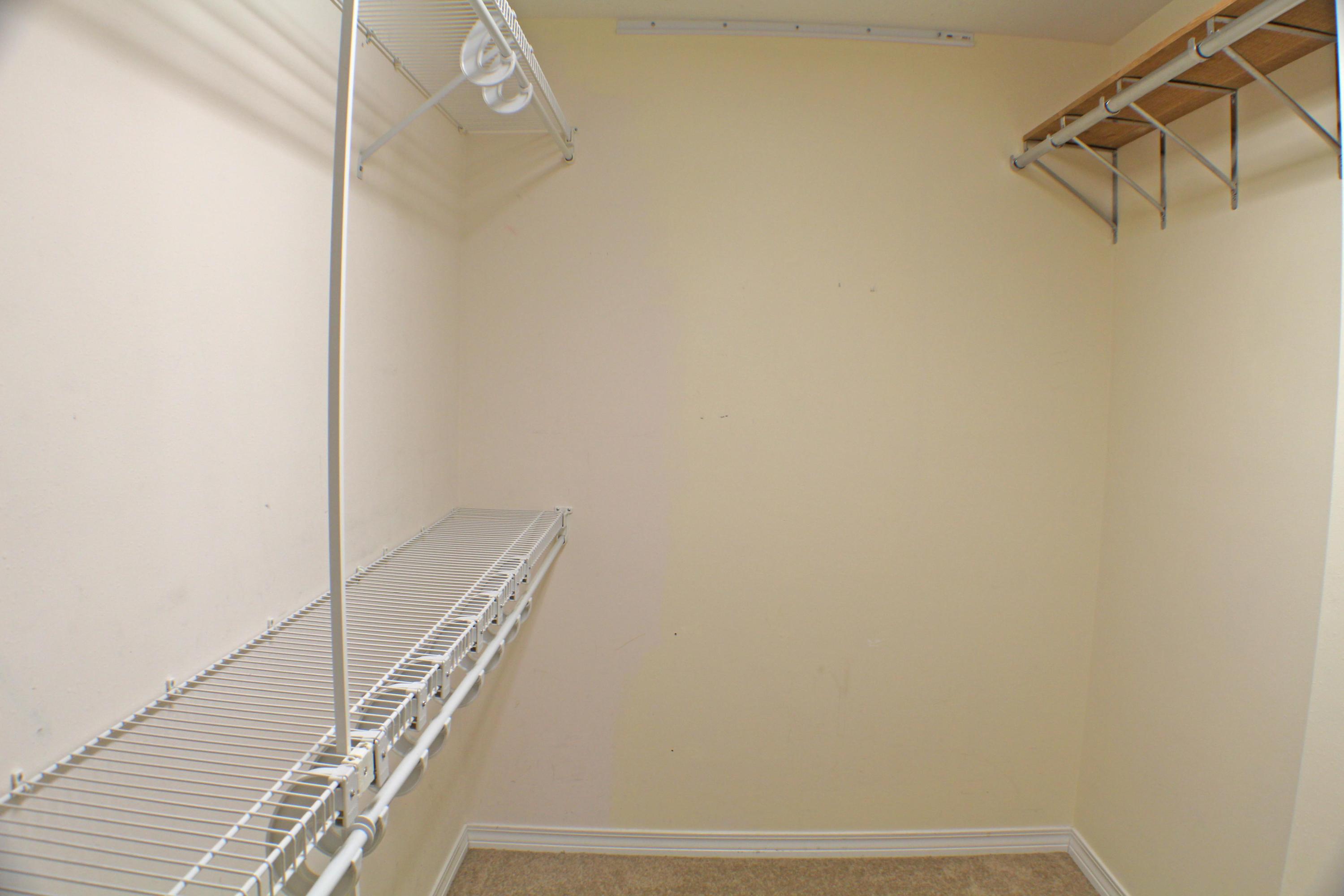 PINEWOOD ESTATES - Residential