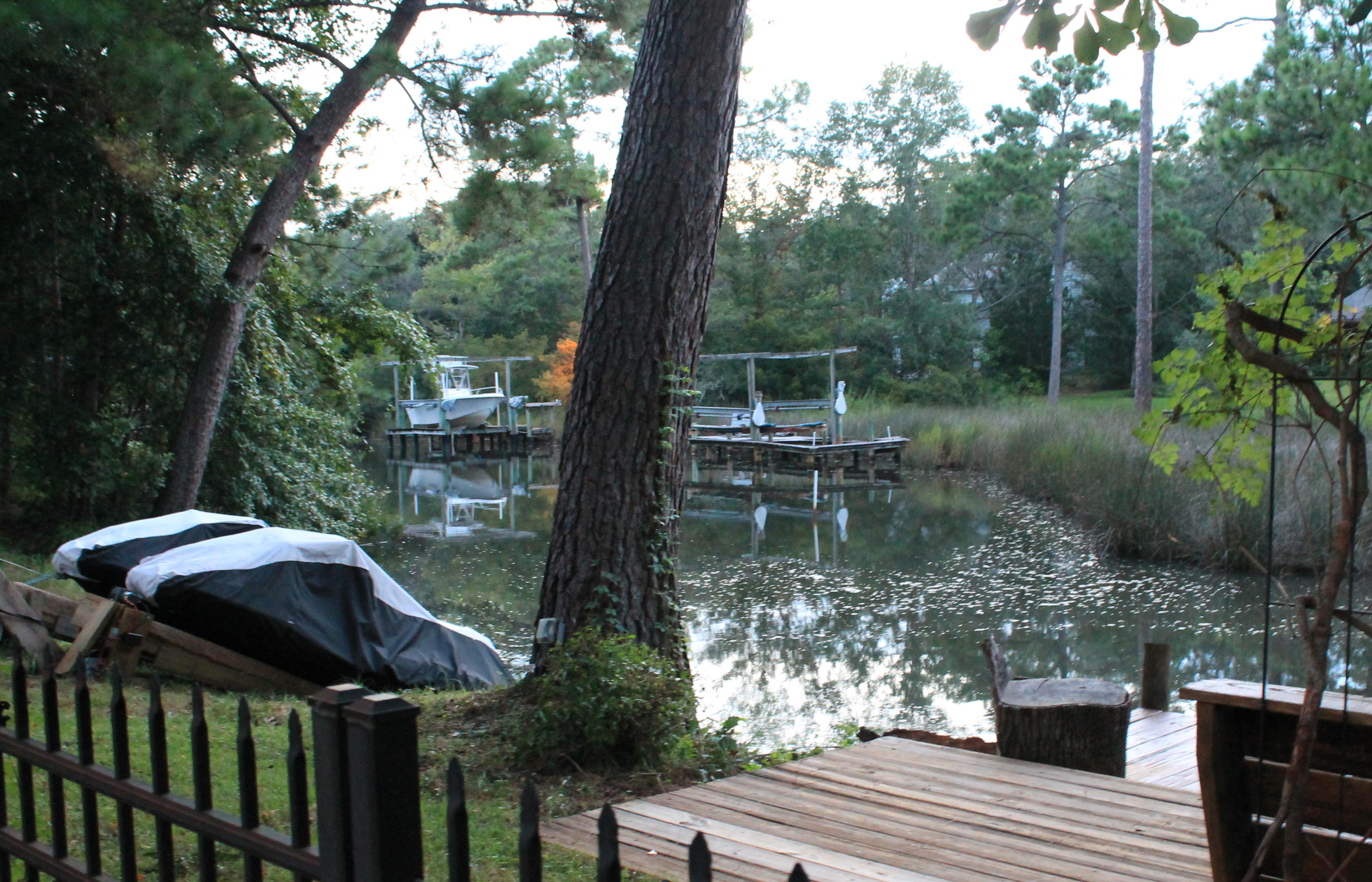 PINEWOOD ESTATES - Residential