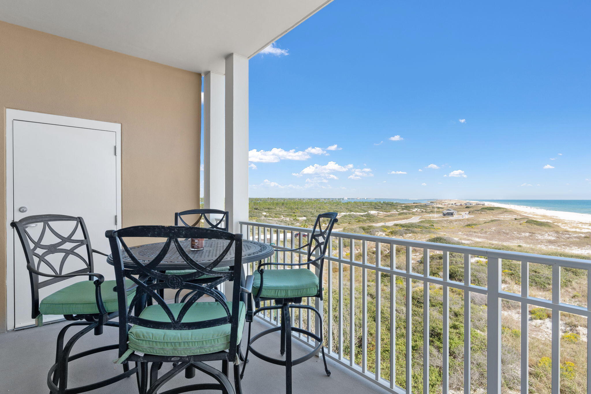 VISTA DEL MAR CONDO - Residential
