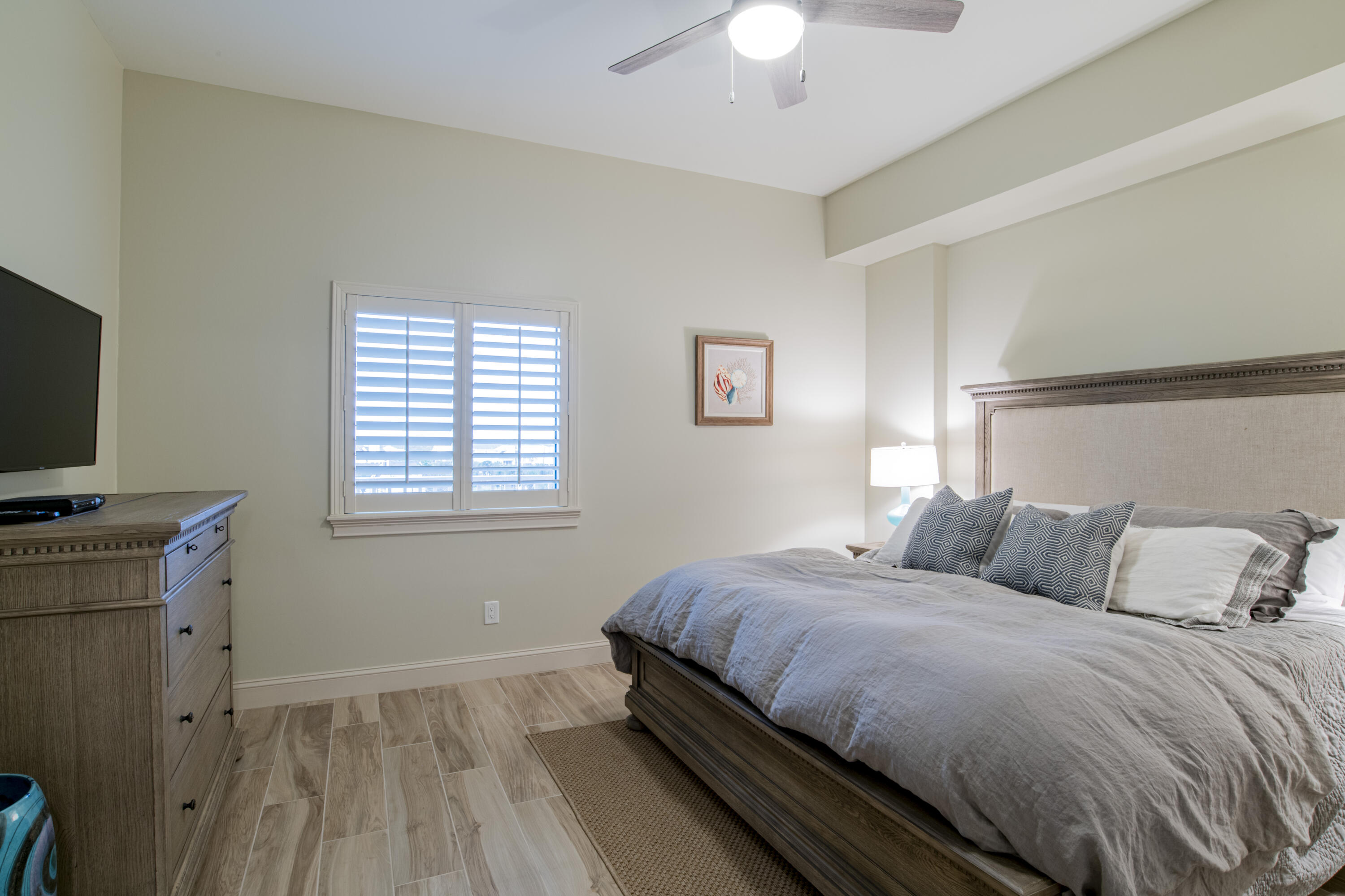 VISTA DEL MAR CONDO - Residential