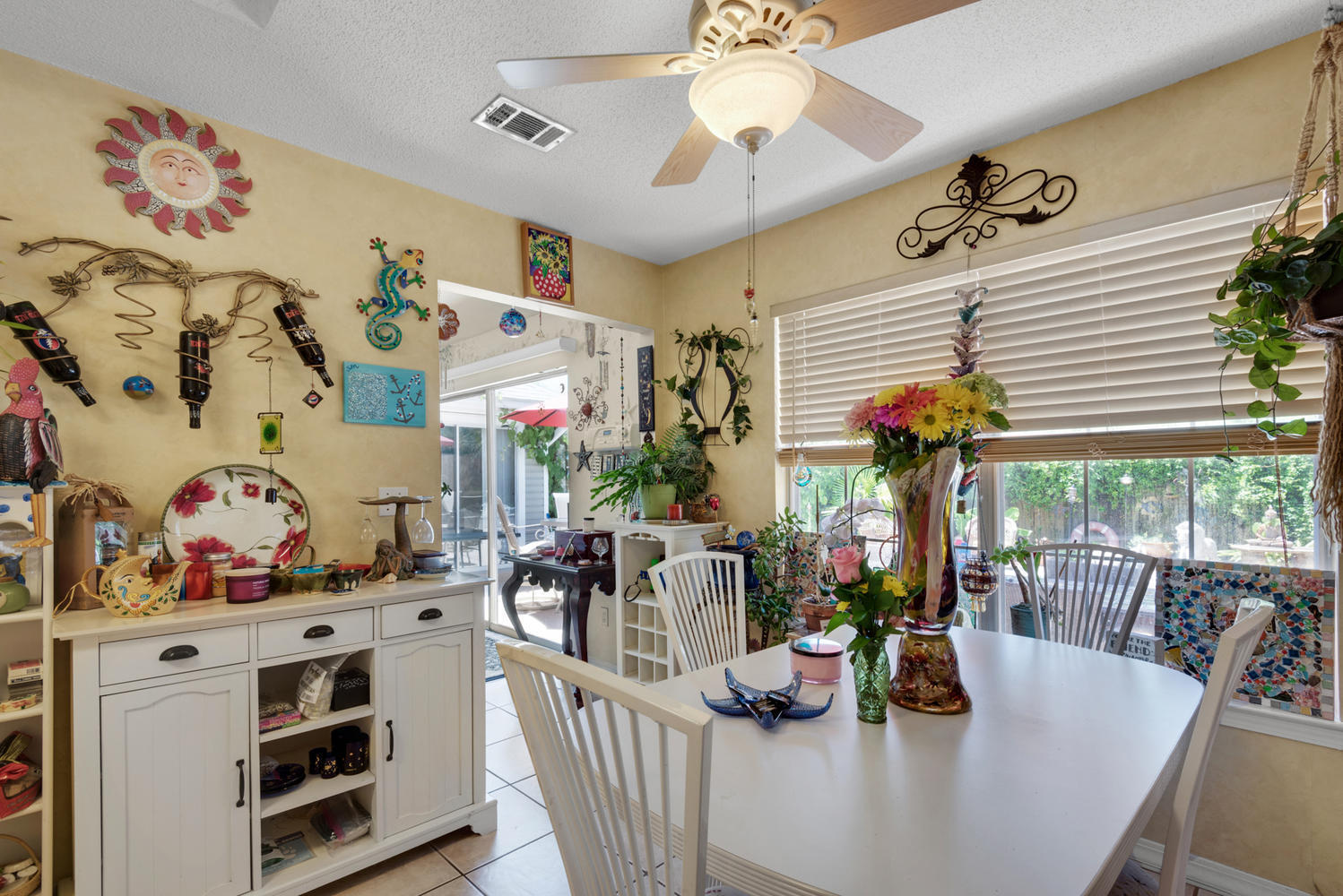 HARBOR BREEZE - Residential