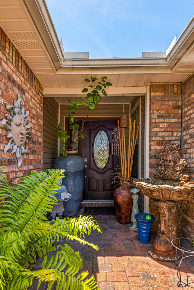 HARBOR BREEZE - Residential