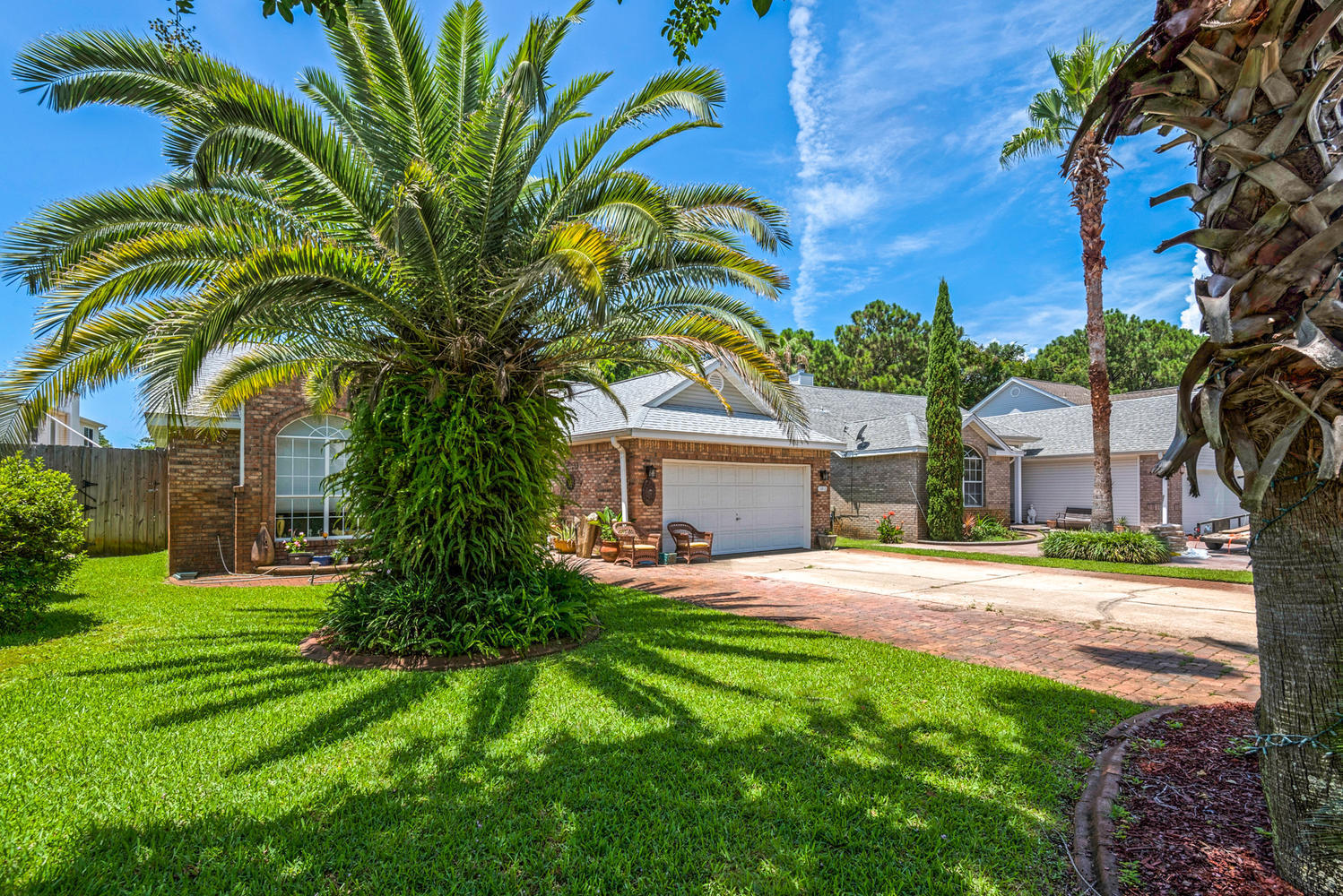 HARBOR BREEZE - Residential