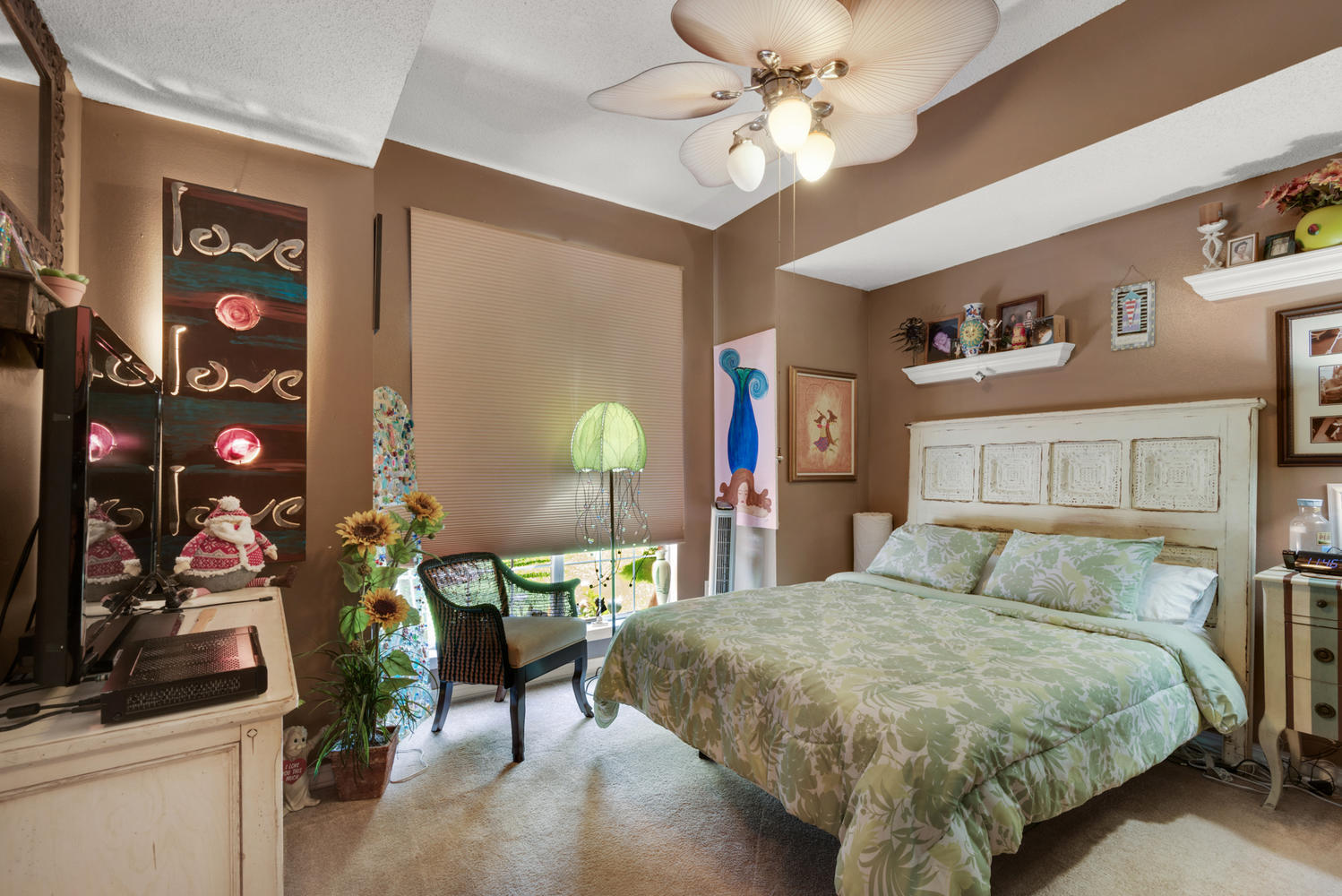 HARBOR BREEZE - Residential