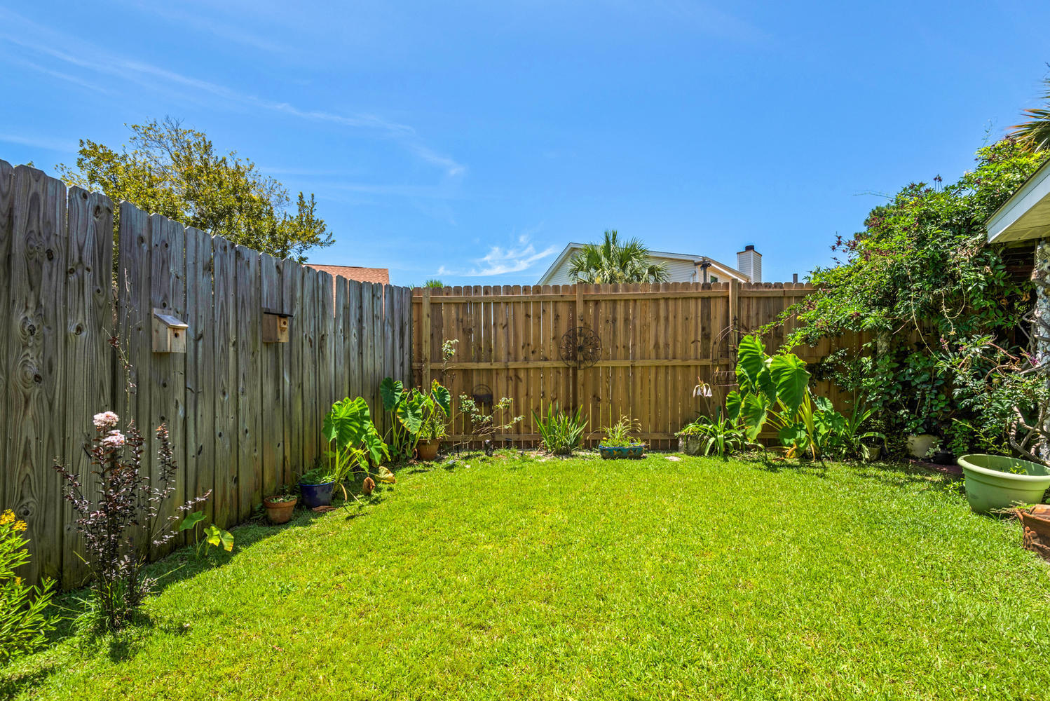 HARBOR BREEZE - Residential