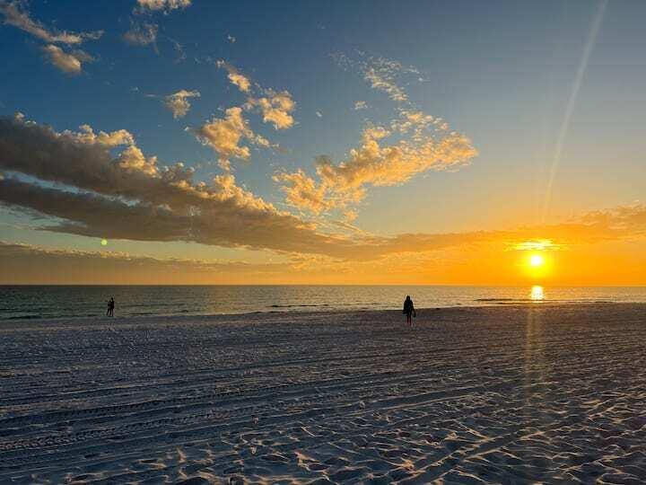 MAINSAIL CONDO PH 5 - Residential