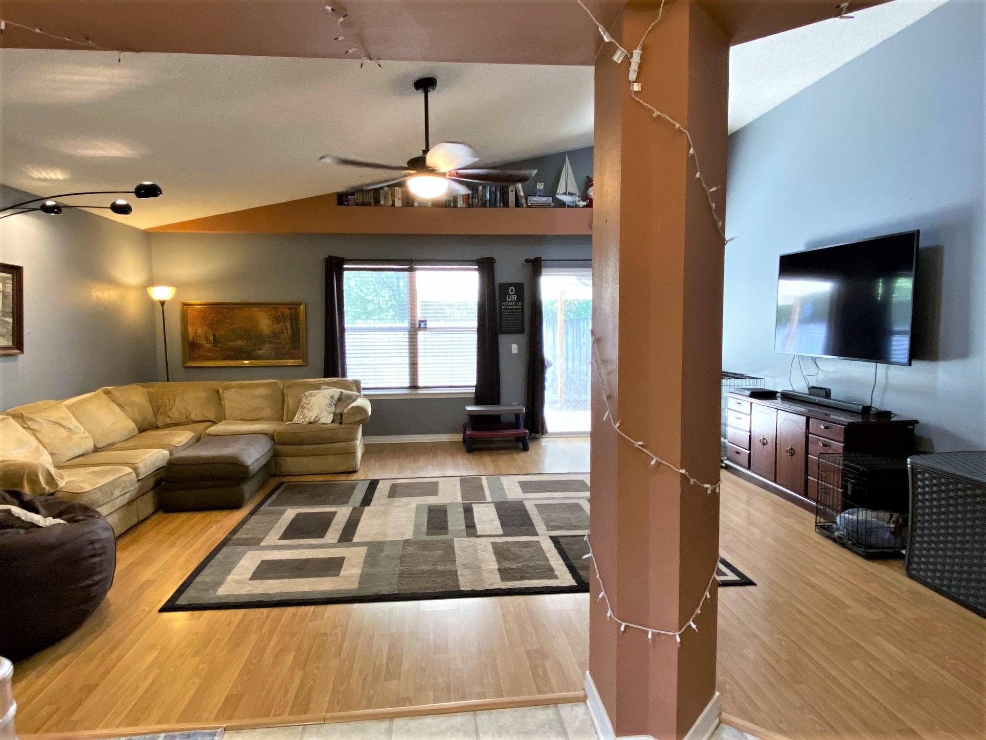 VILLAS AT CHANTILLY THE - Residential