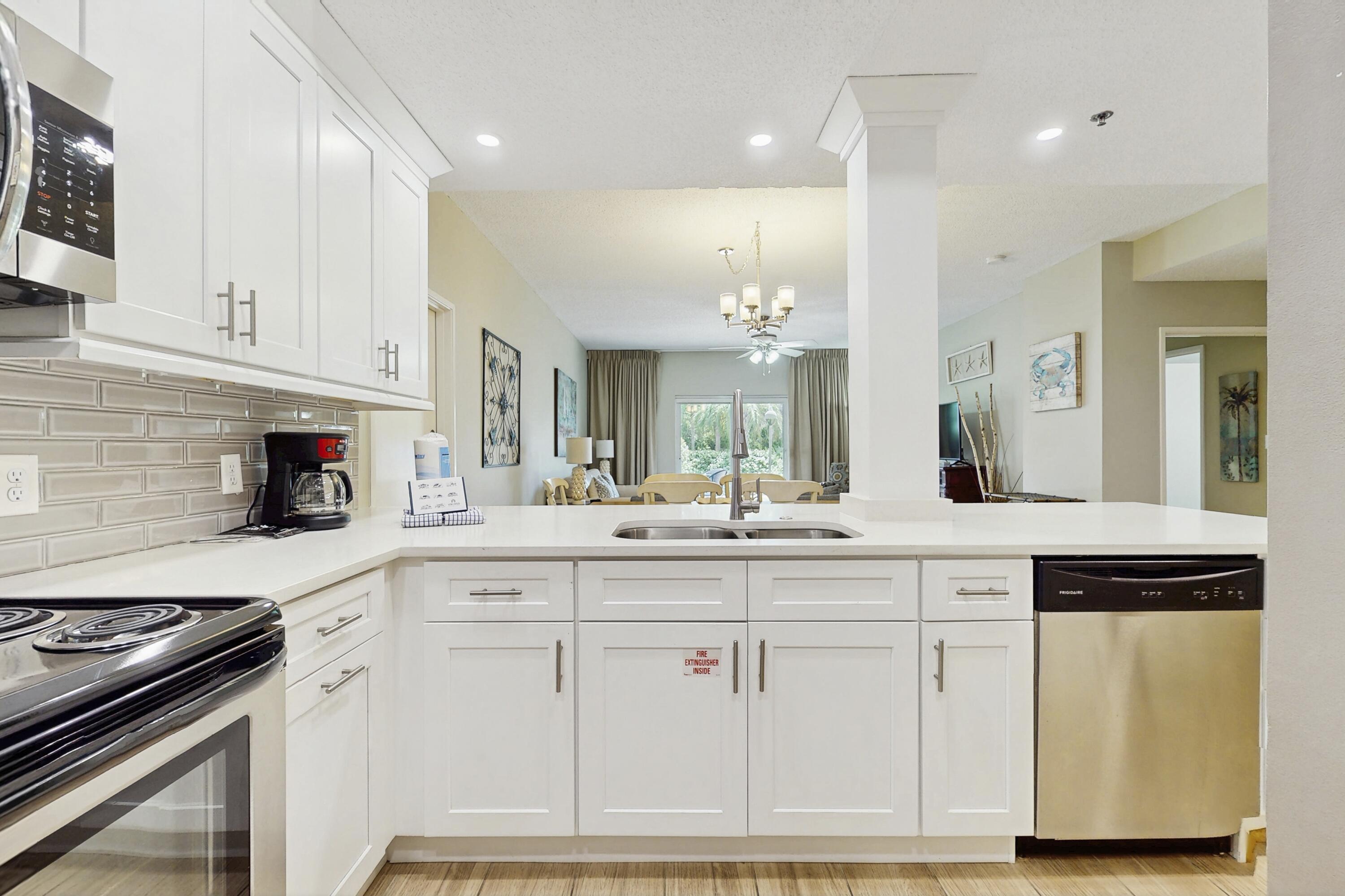 SUMMIT AT TOPS'L (THE) - Residential