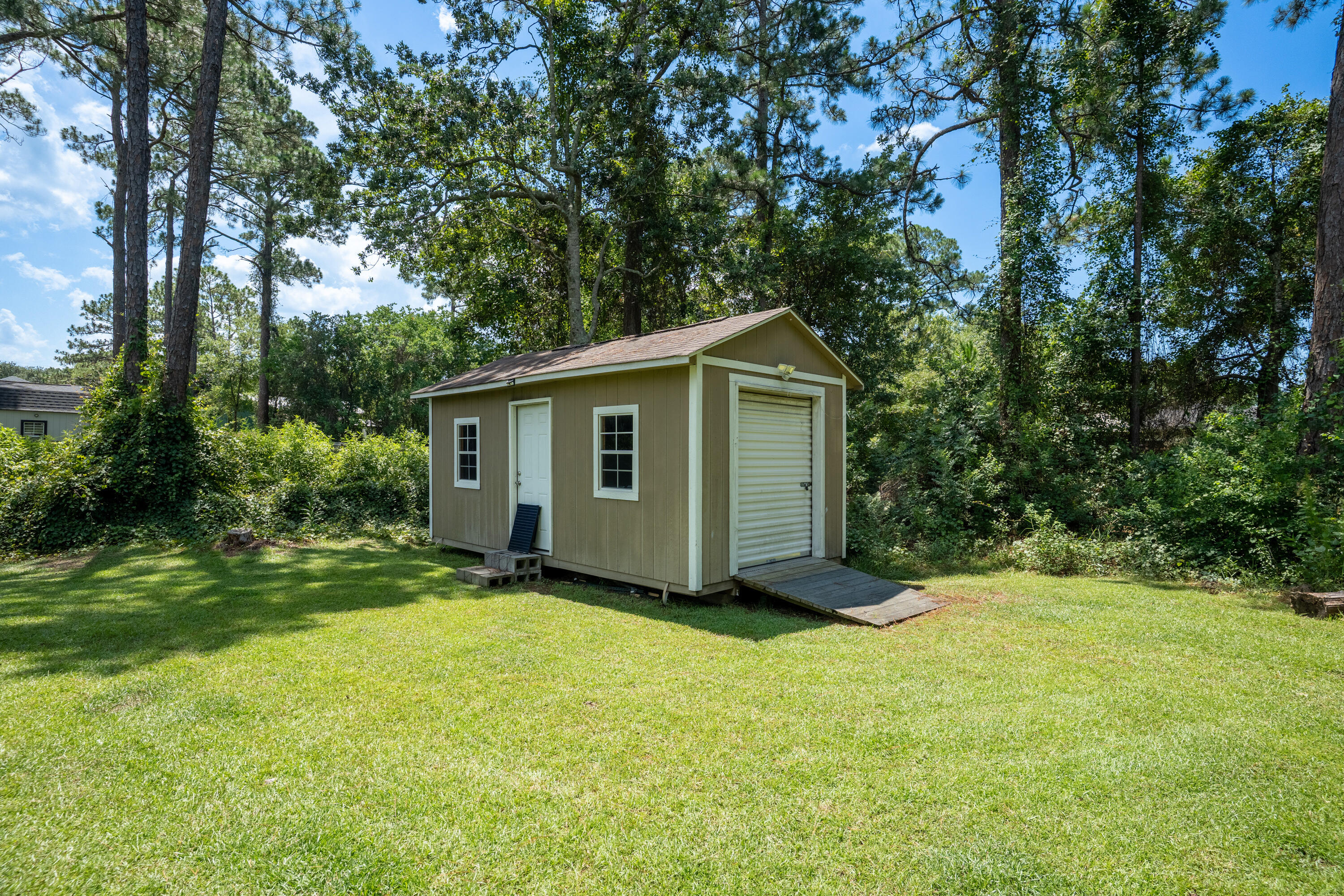NAVARRE S/D 2ND ADDN - Residential