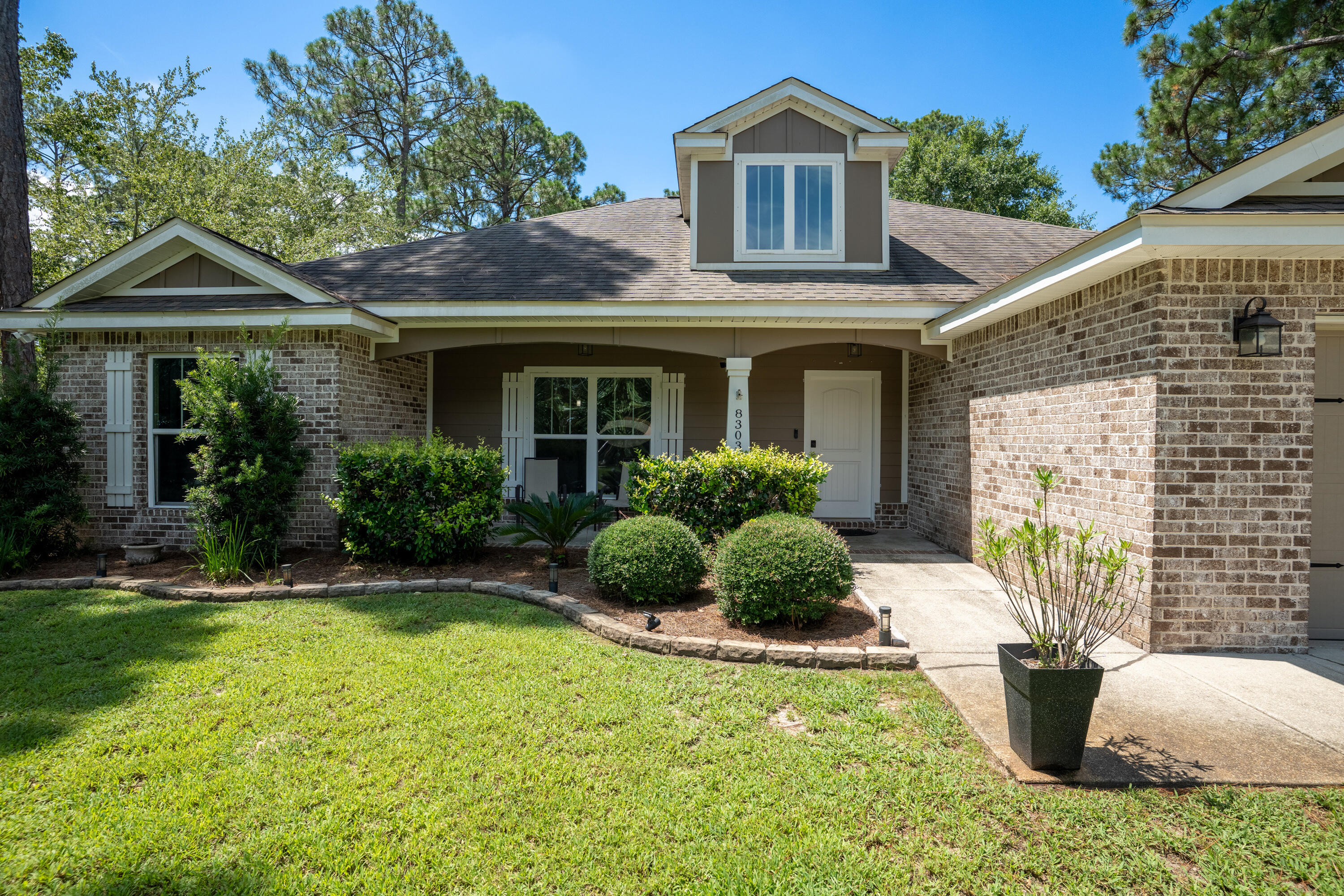 NAVARRE S/D 2ND ADDN - Residential