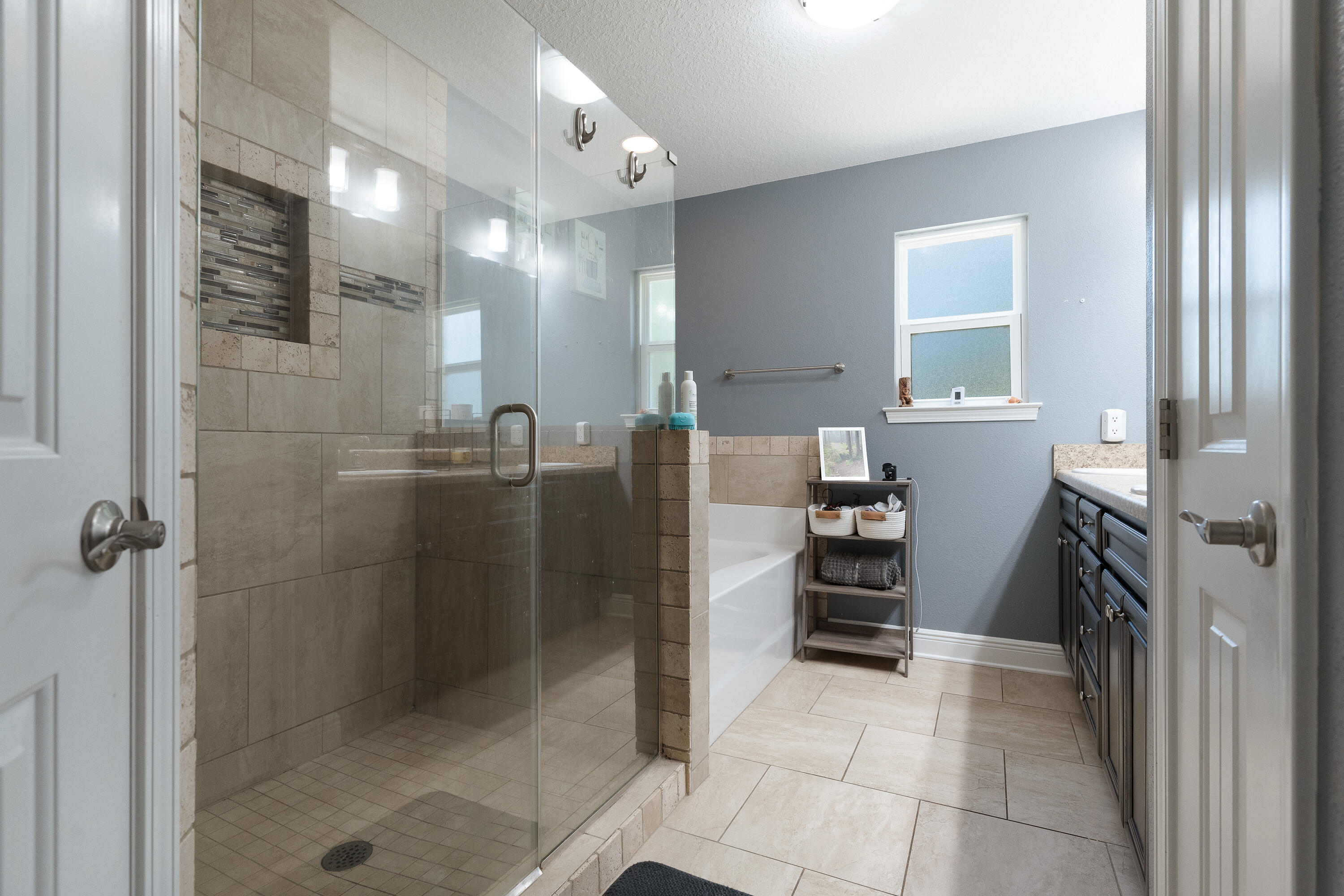 NAVARRE S/D 2ND ADDN - Residential