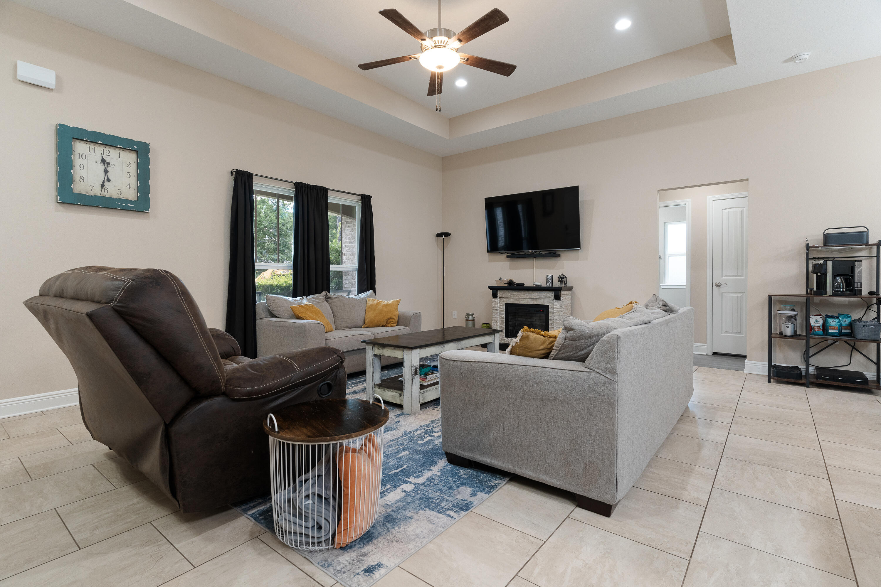 NAVARRE S/D 2ND ADDN - Residential