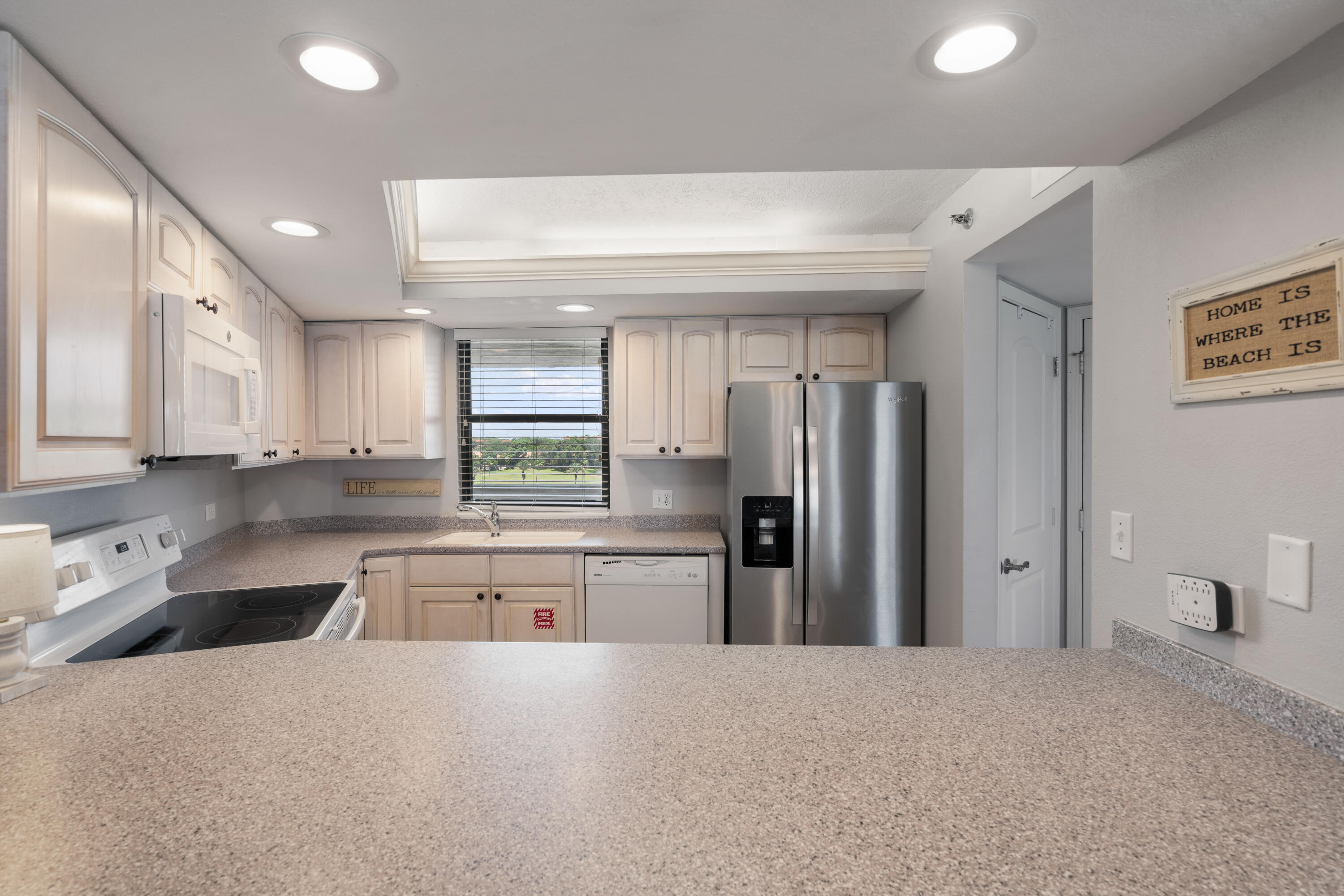 BEACHSIDE ONE - Residential