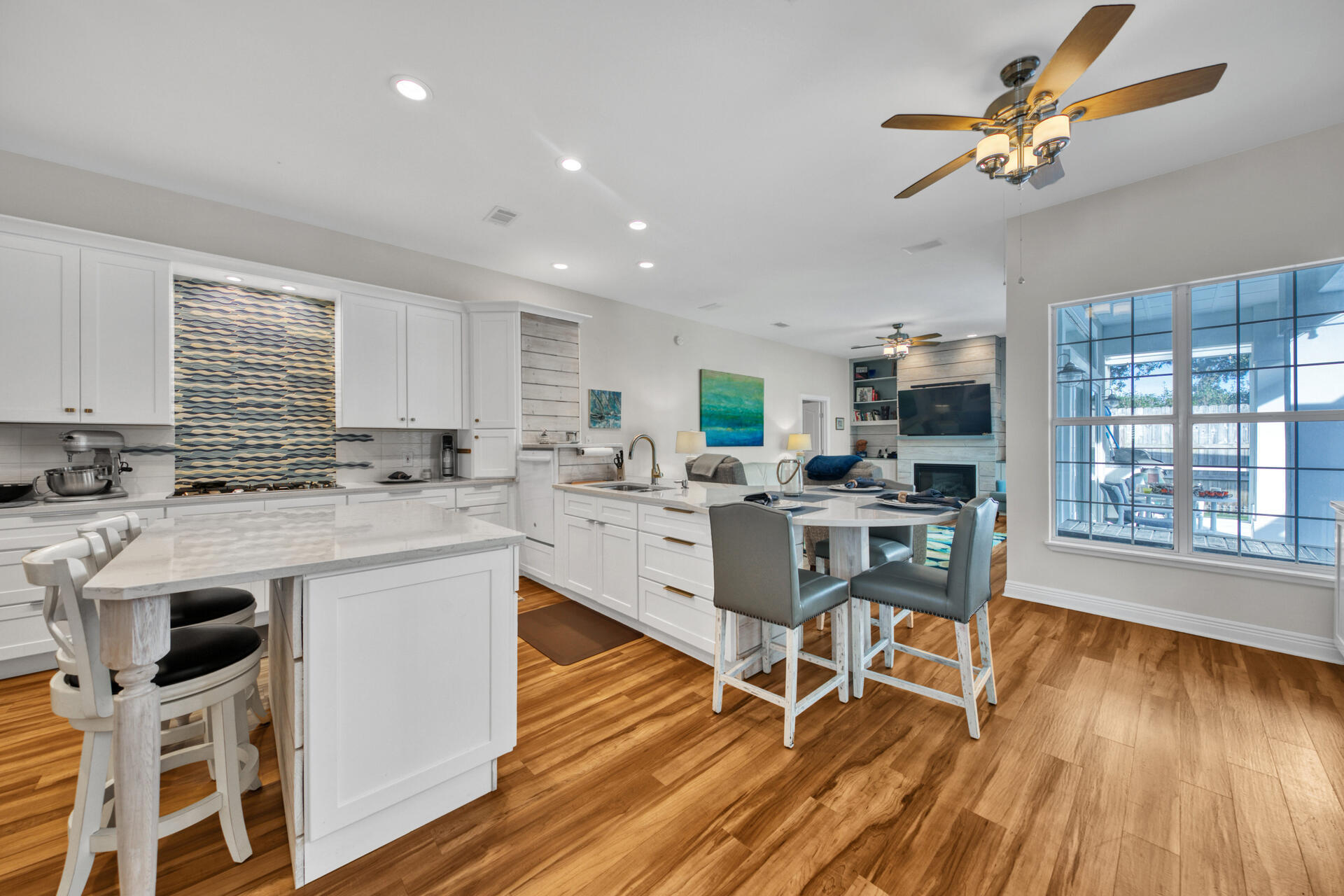 RAVEN OAKS TROON - Residential