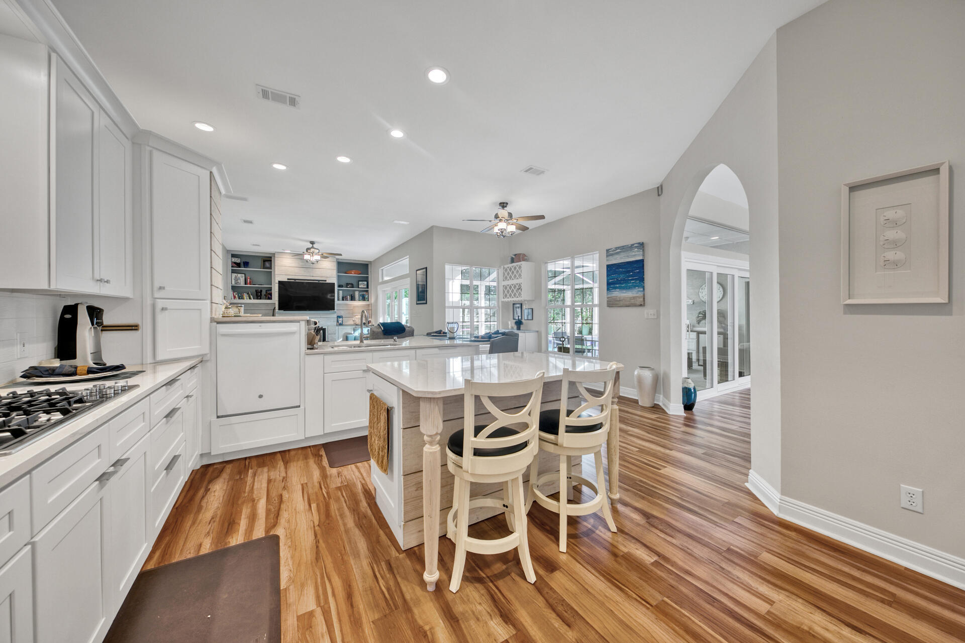 RAVEN OAKS TROON - Residential