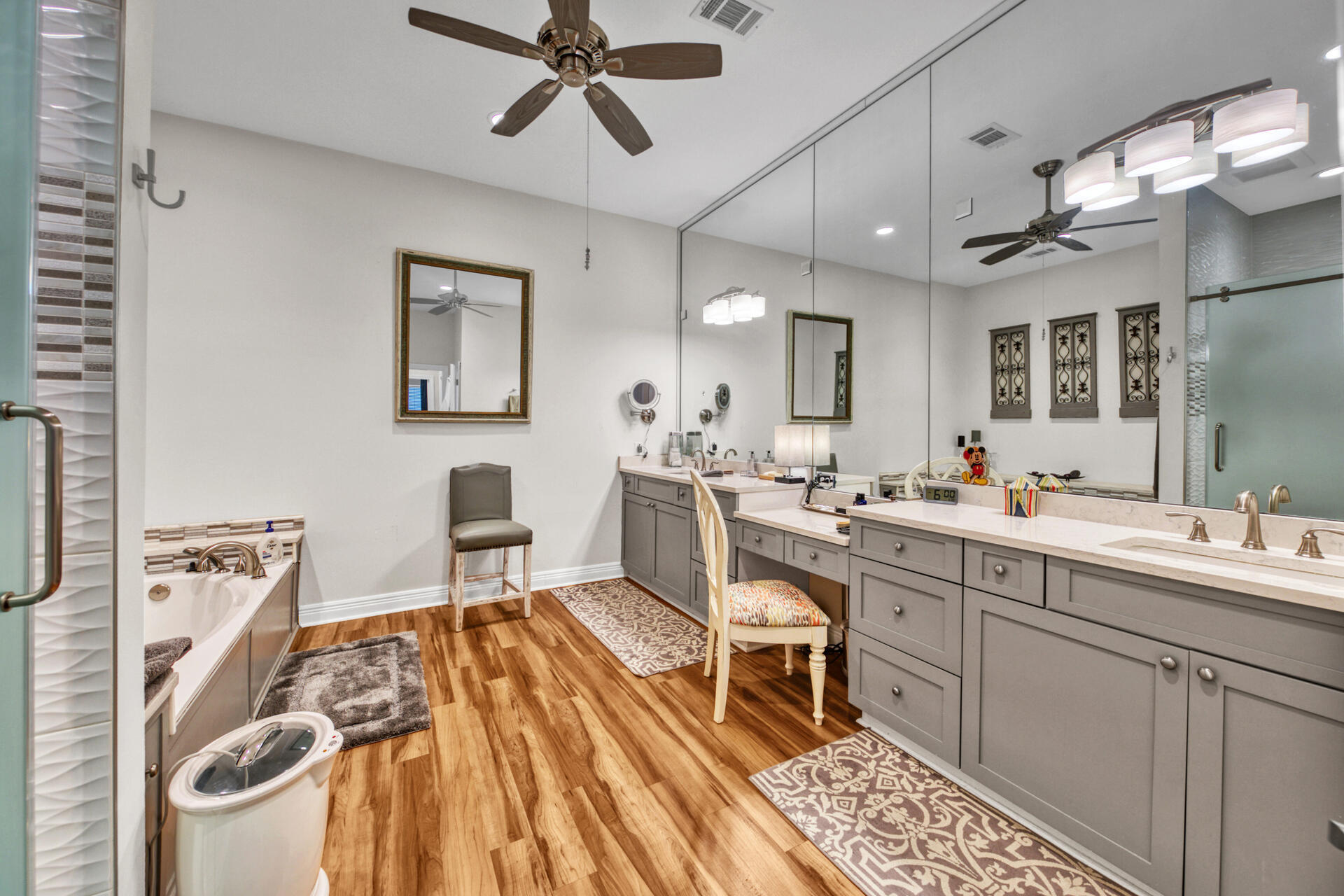 RAVEN OAKS TROON - Residential