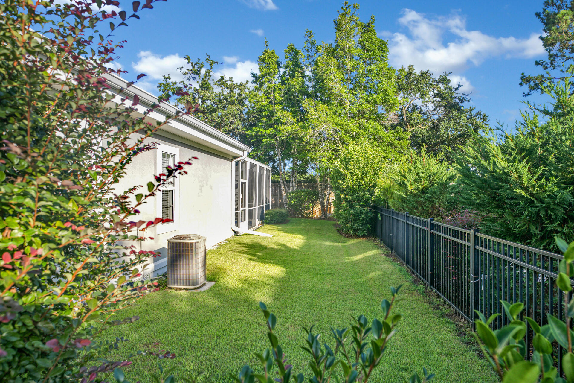 RAVEN OAKS TROON - Residential