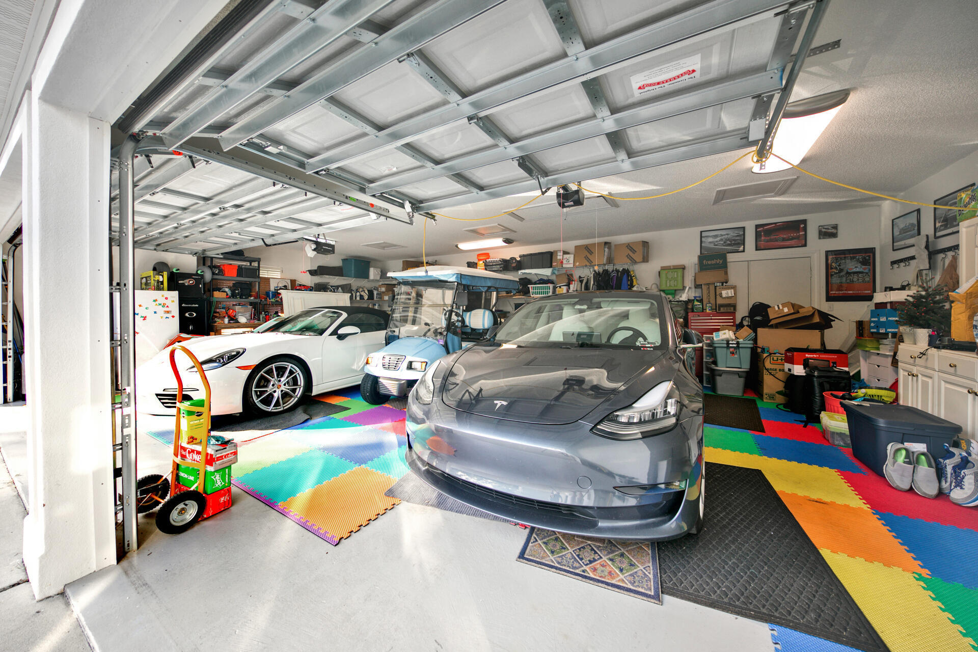 RAVEN OAKS TROON - Residential