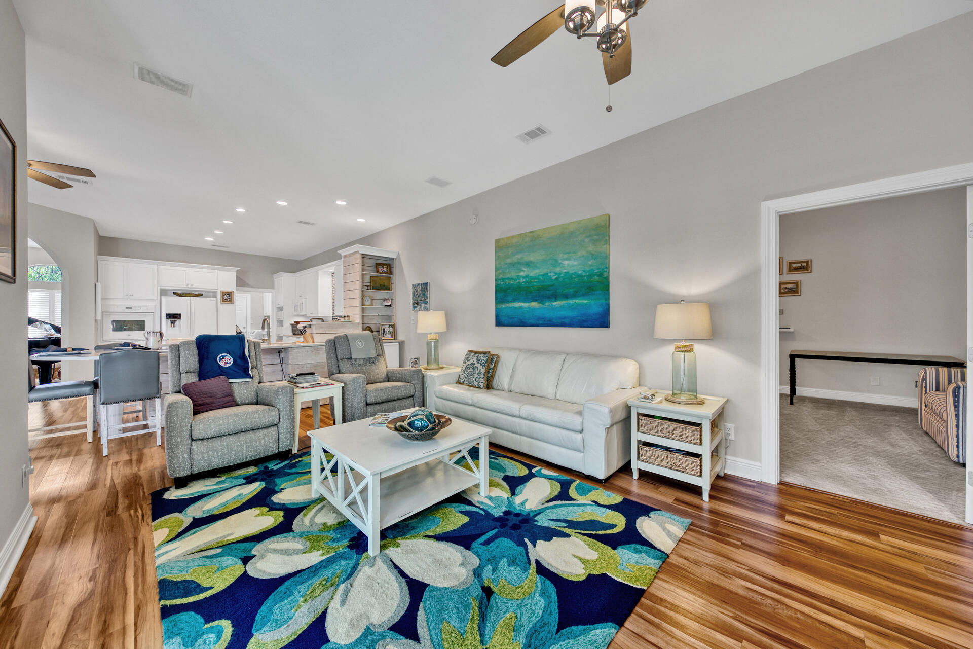 RAVEN OAKS TROON - Residential