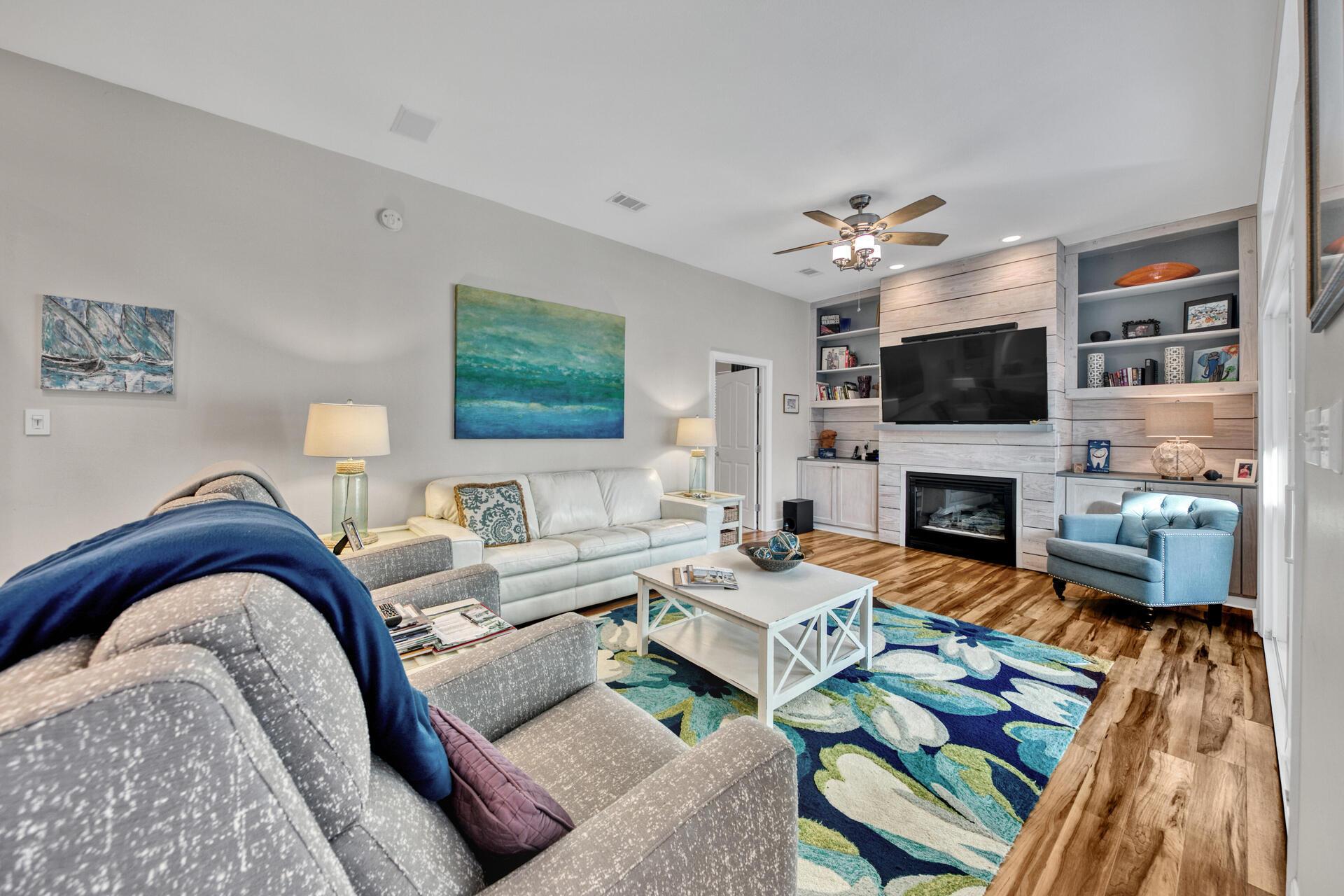 RAVEN OAKS TROON - Residential