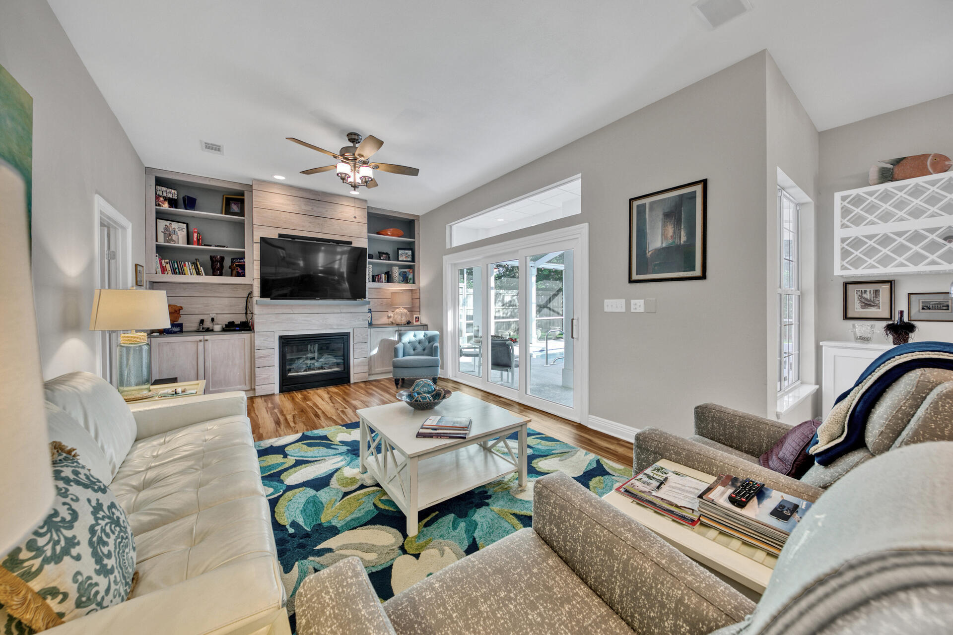 RAVEN OAKS TROON - Residential