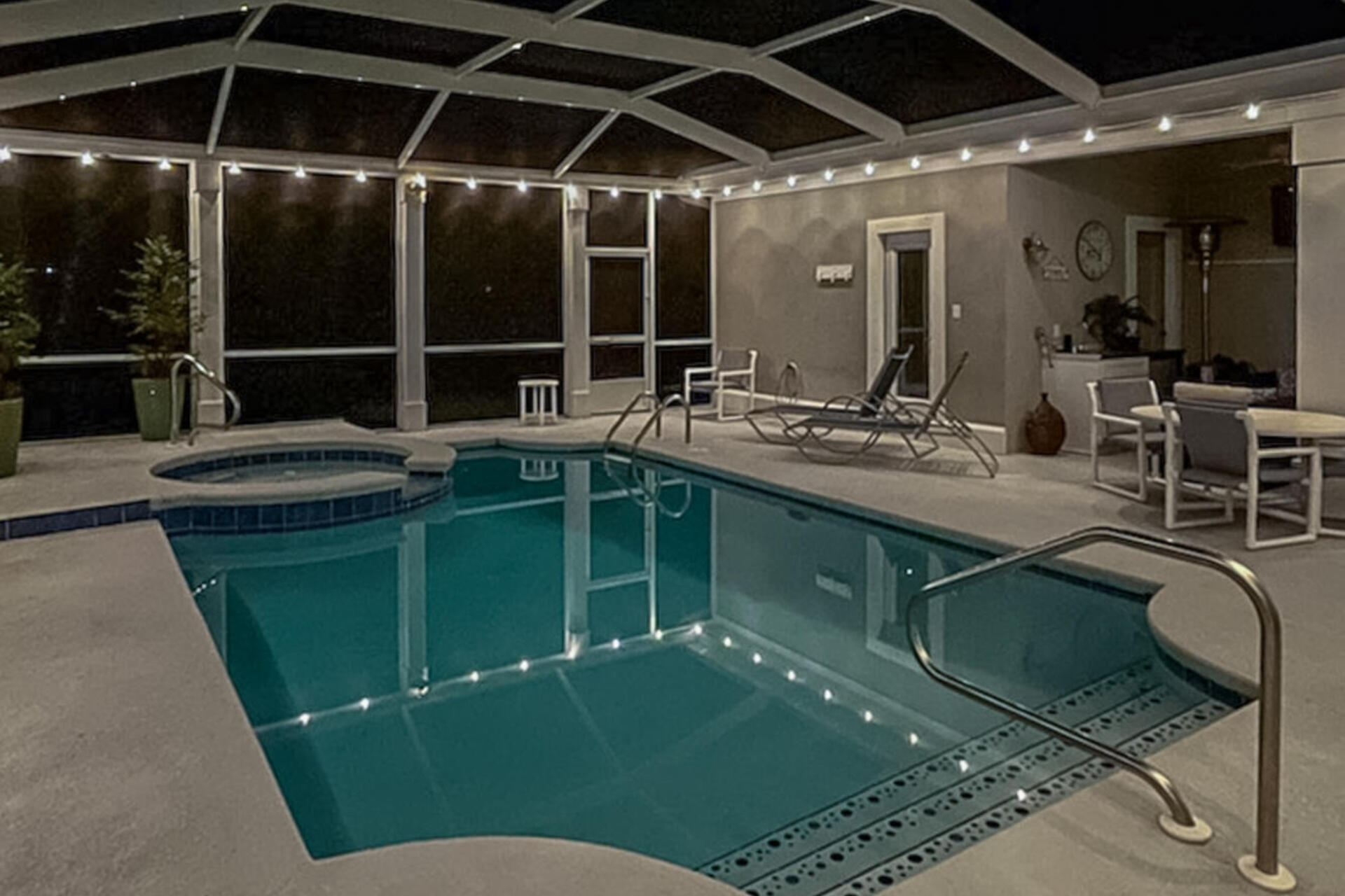 RAVEN OAKS TROON - Residential