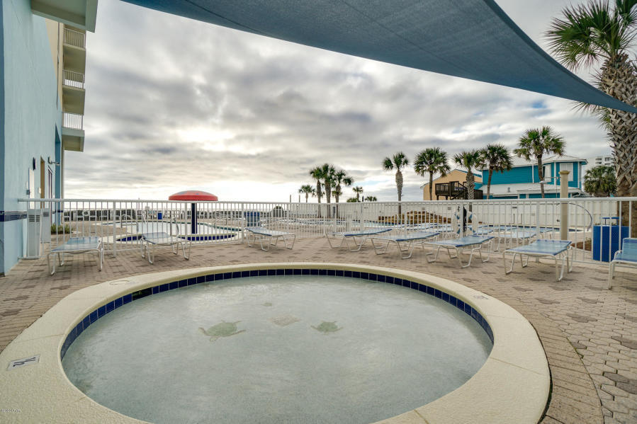 MAJESTIC BEACH TOWERS I - Residential