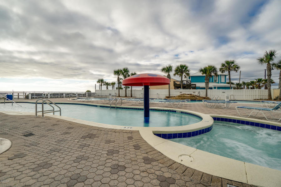 MAJESTIC BEACH TOWERS I - Residential