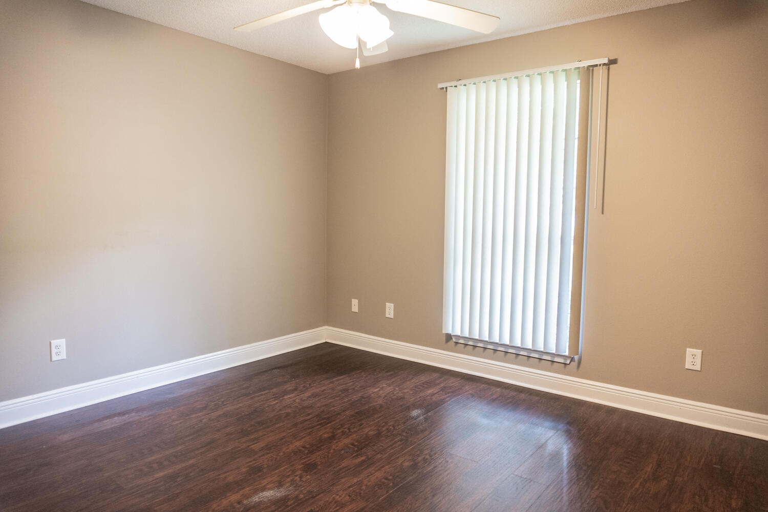 FOX VALLEY - Residential Lease