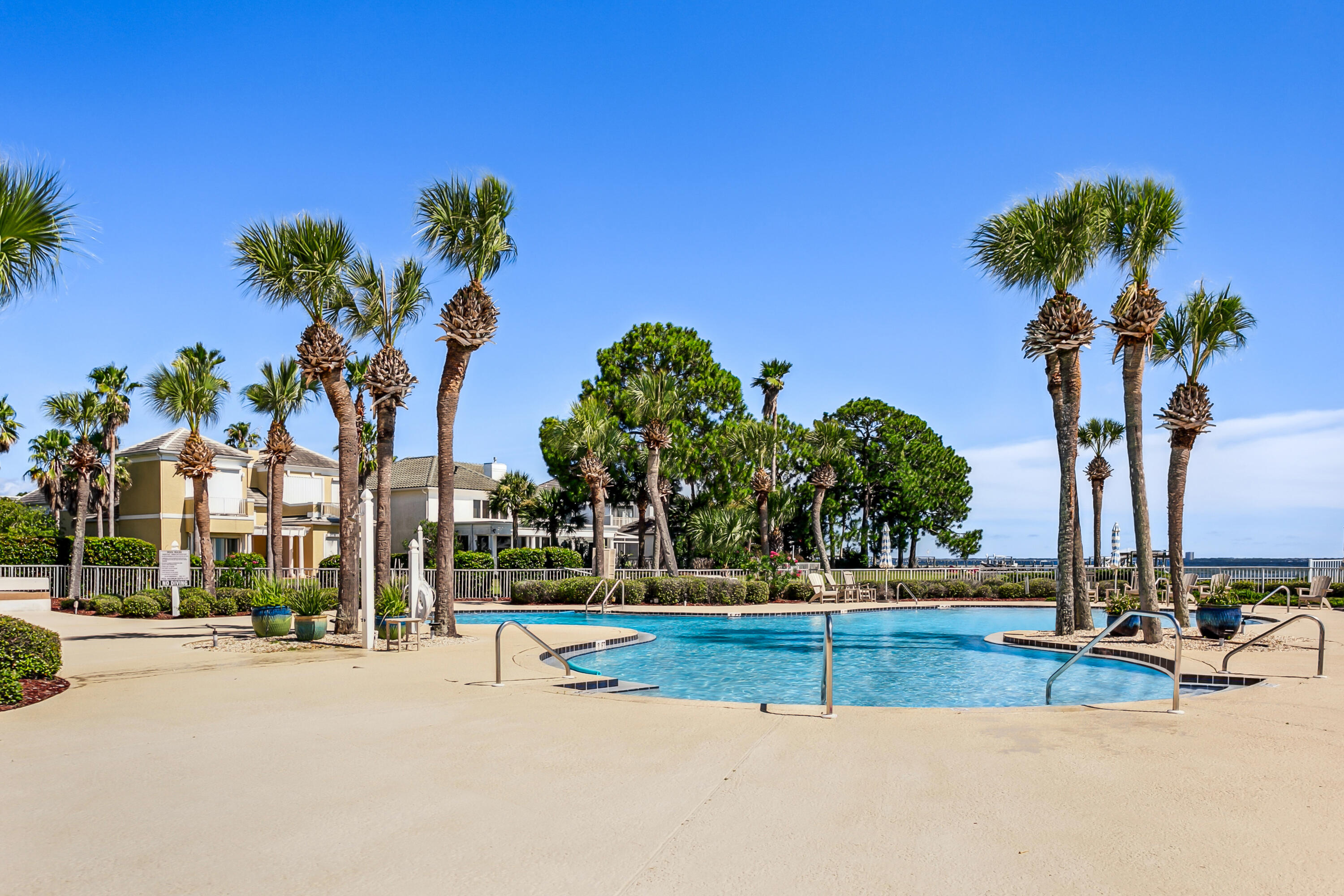 SUNSET BEACH - Residential