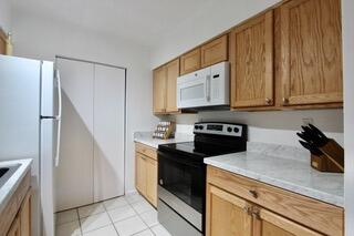 CEDARS CONDO - Residential Lease