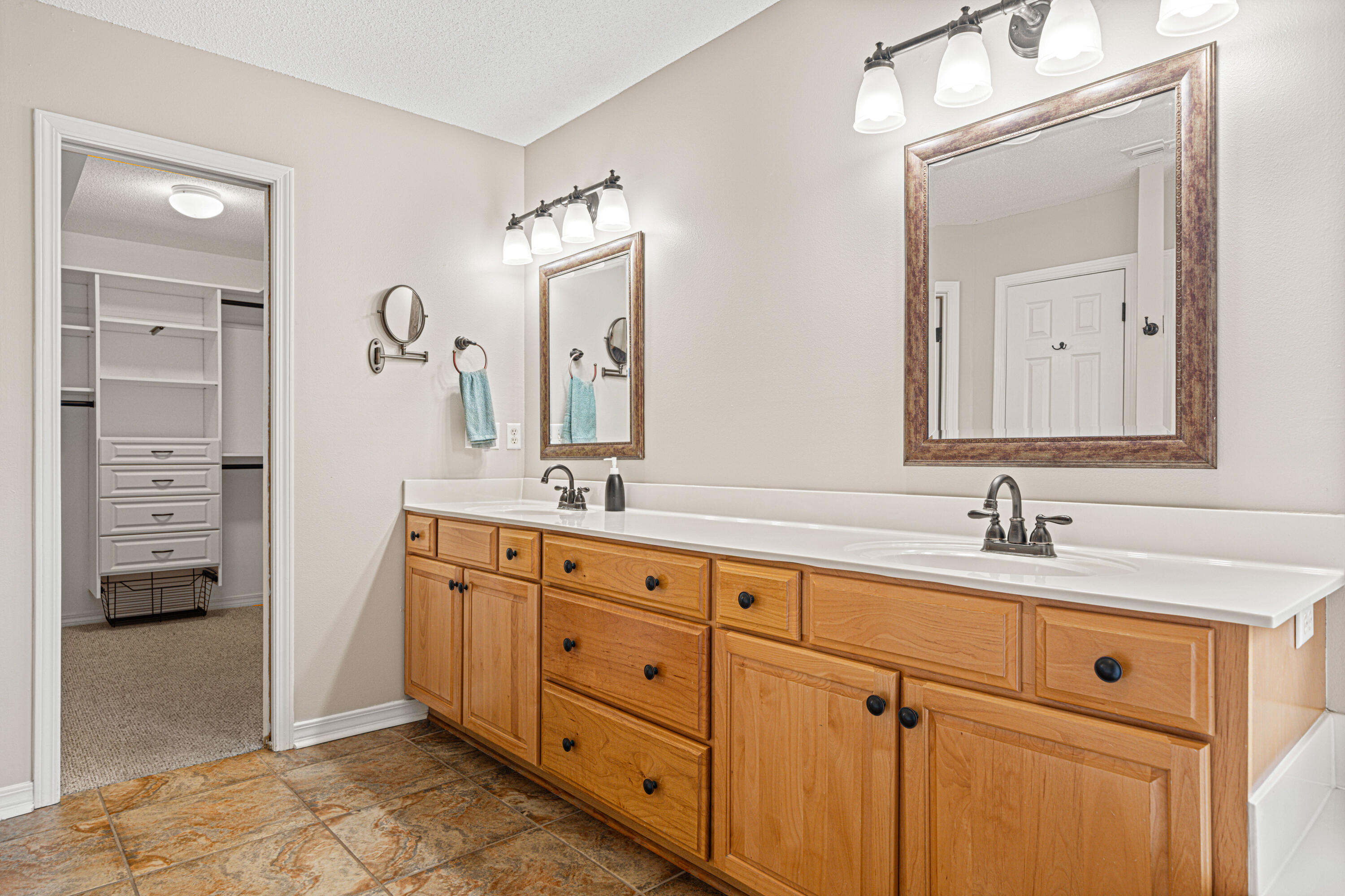 MAGNOLIA FOREST S/D - Residential