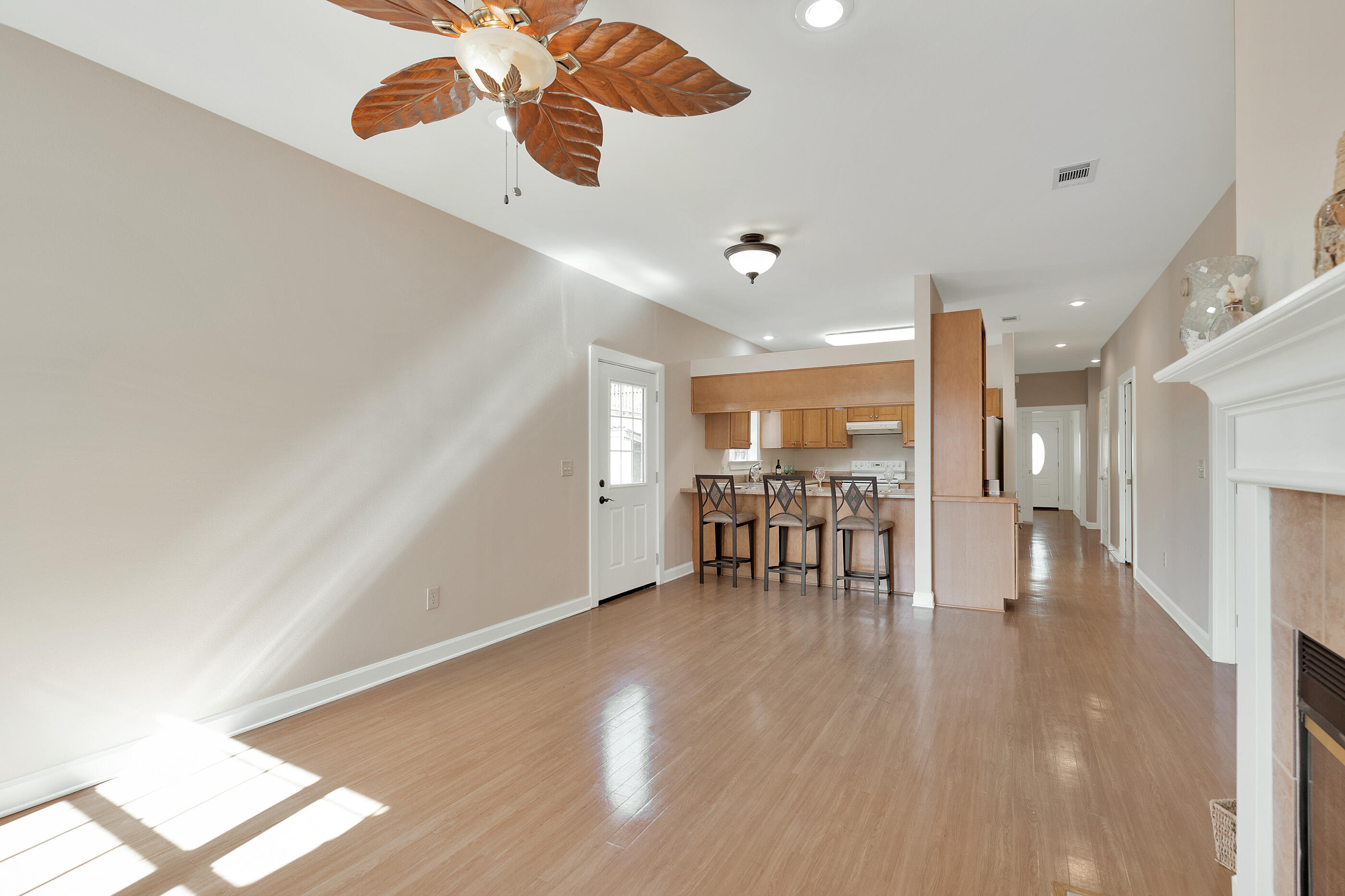 CRYSTAL BEACH - Residential