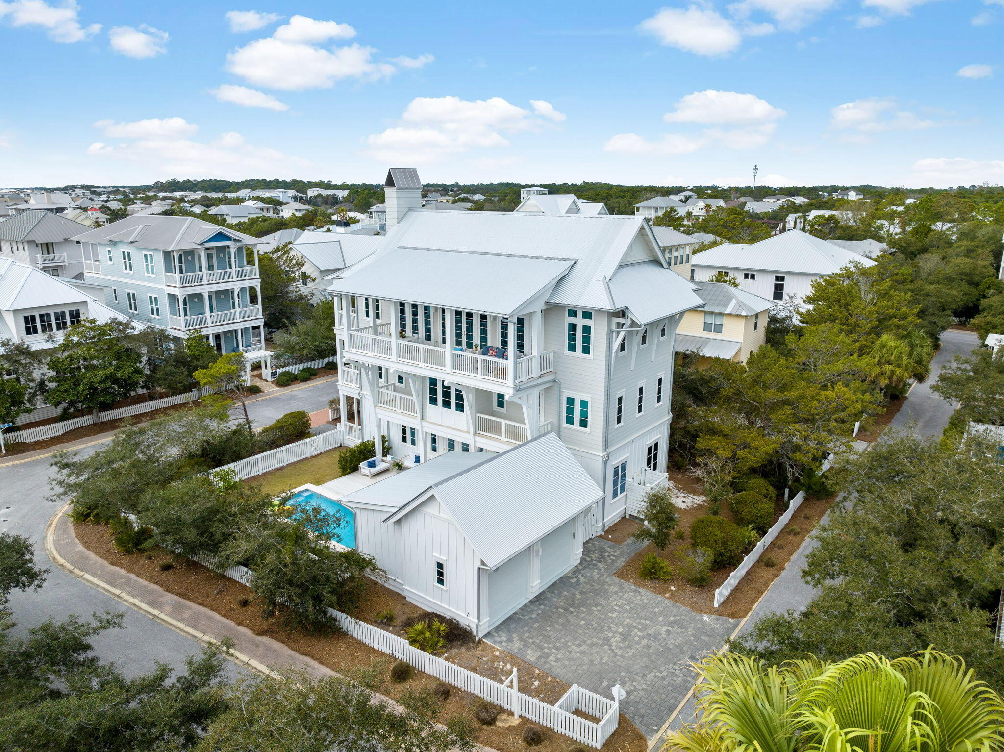 OLD FLORIDA BEACH - Residential