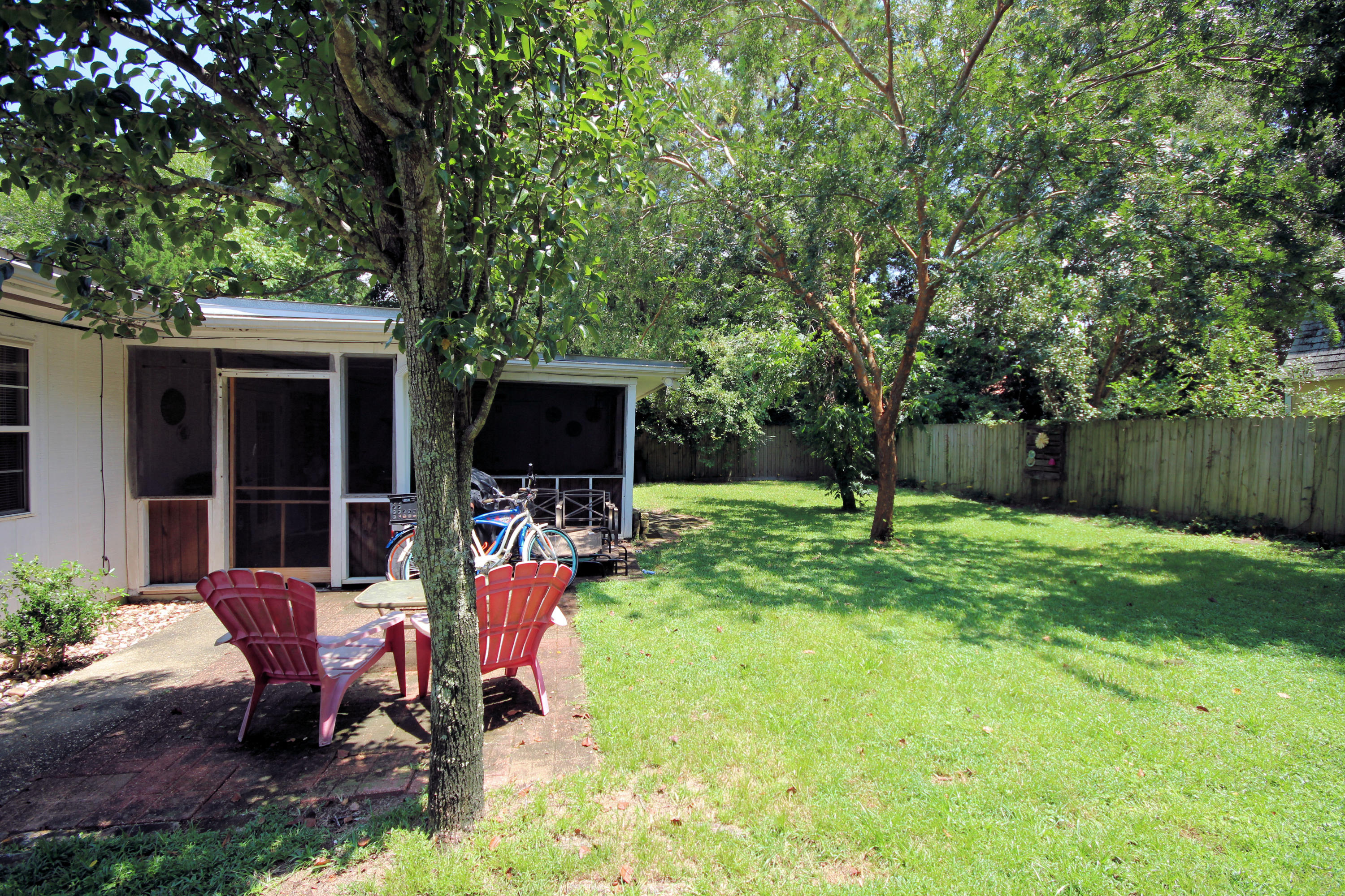 GARNIERS BEACH 6TH - Residential