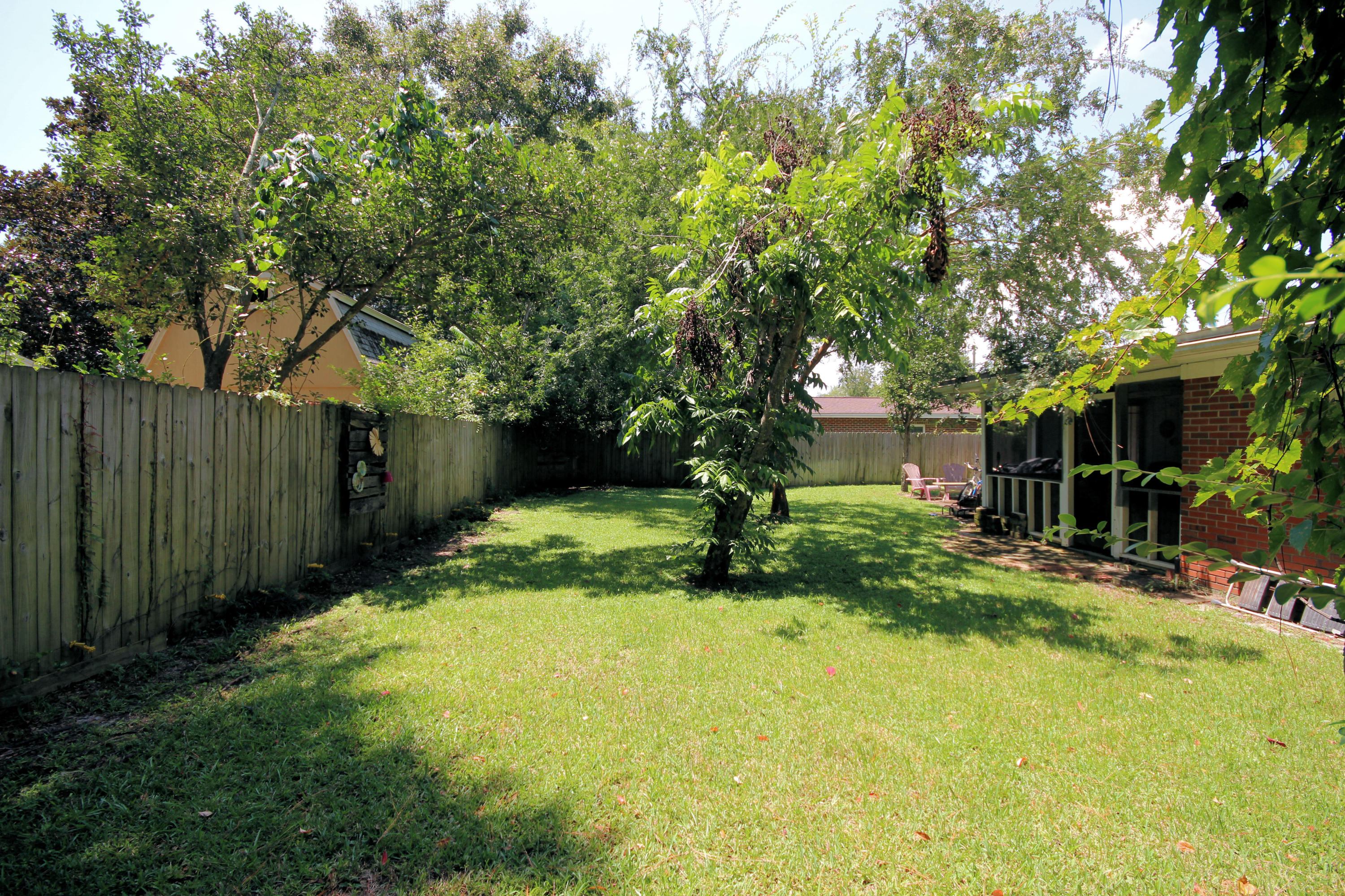 GARNIERS BEACH 6TH - Residential