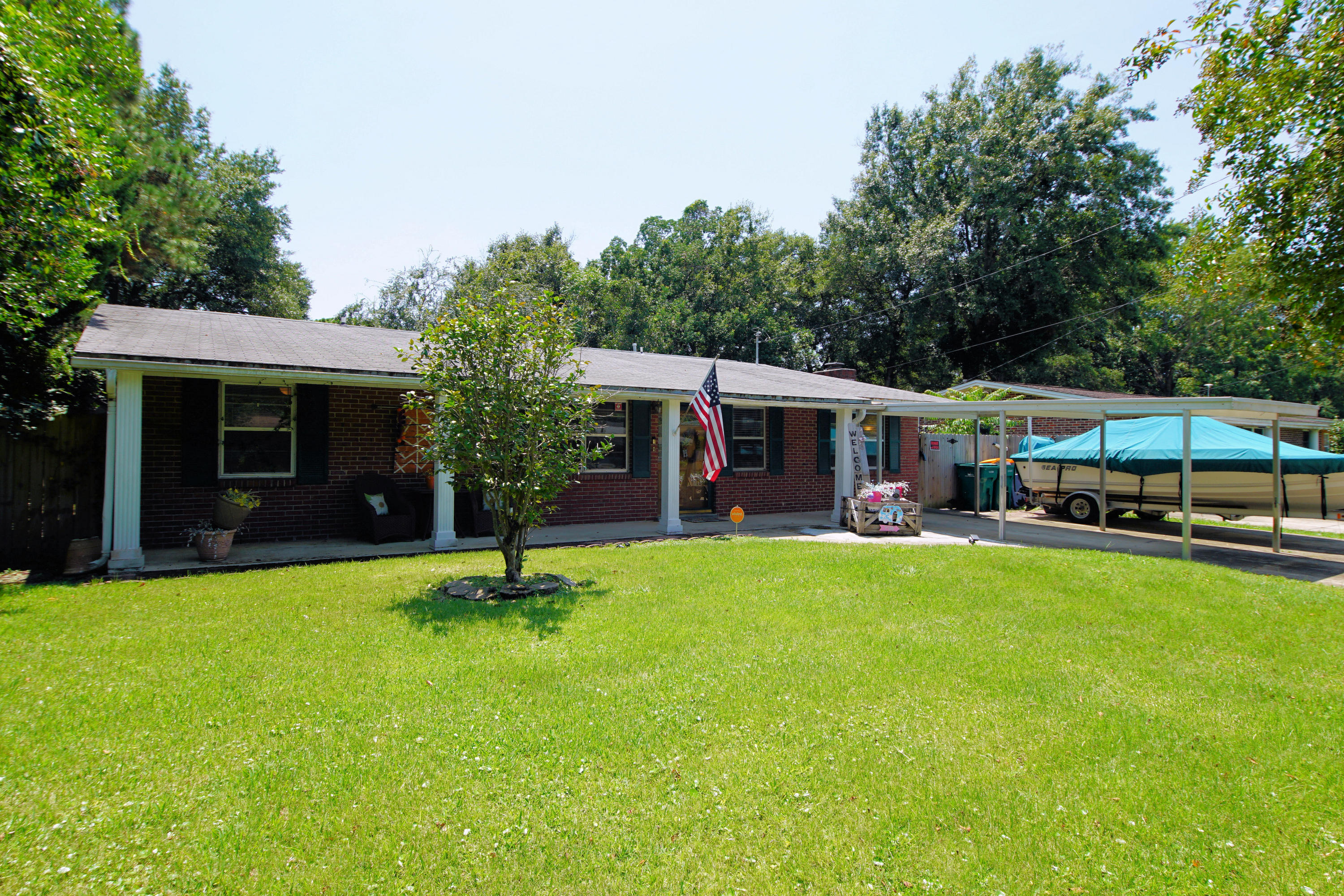 GARNIERS BEACH 6TH - Residential