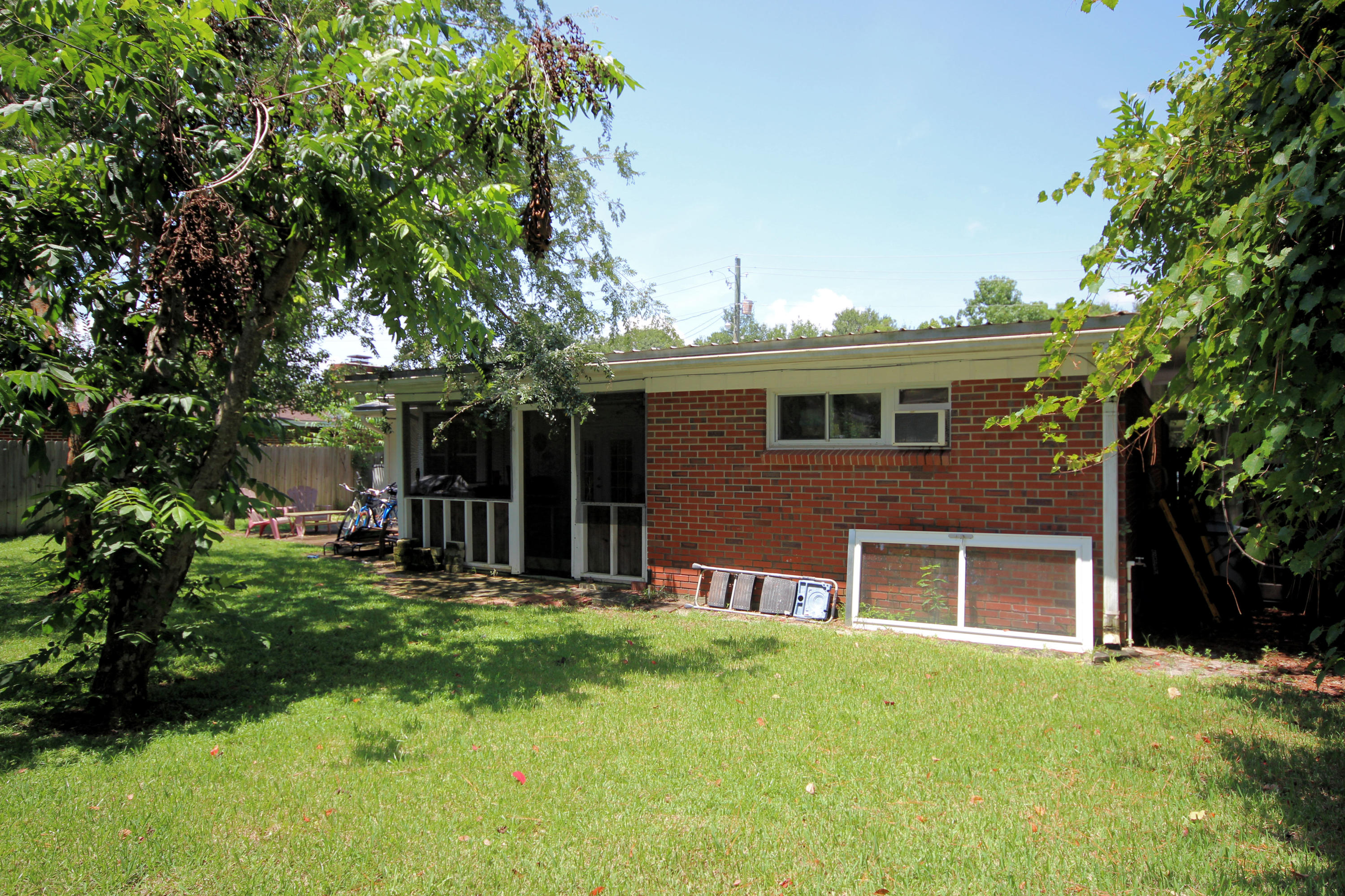 GARNIERS BEACH 6TH - Residential