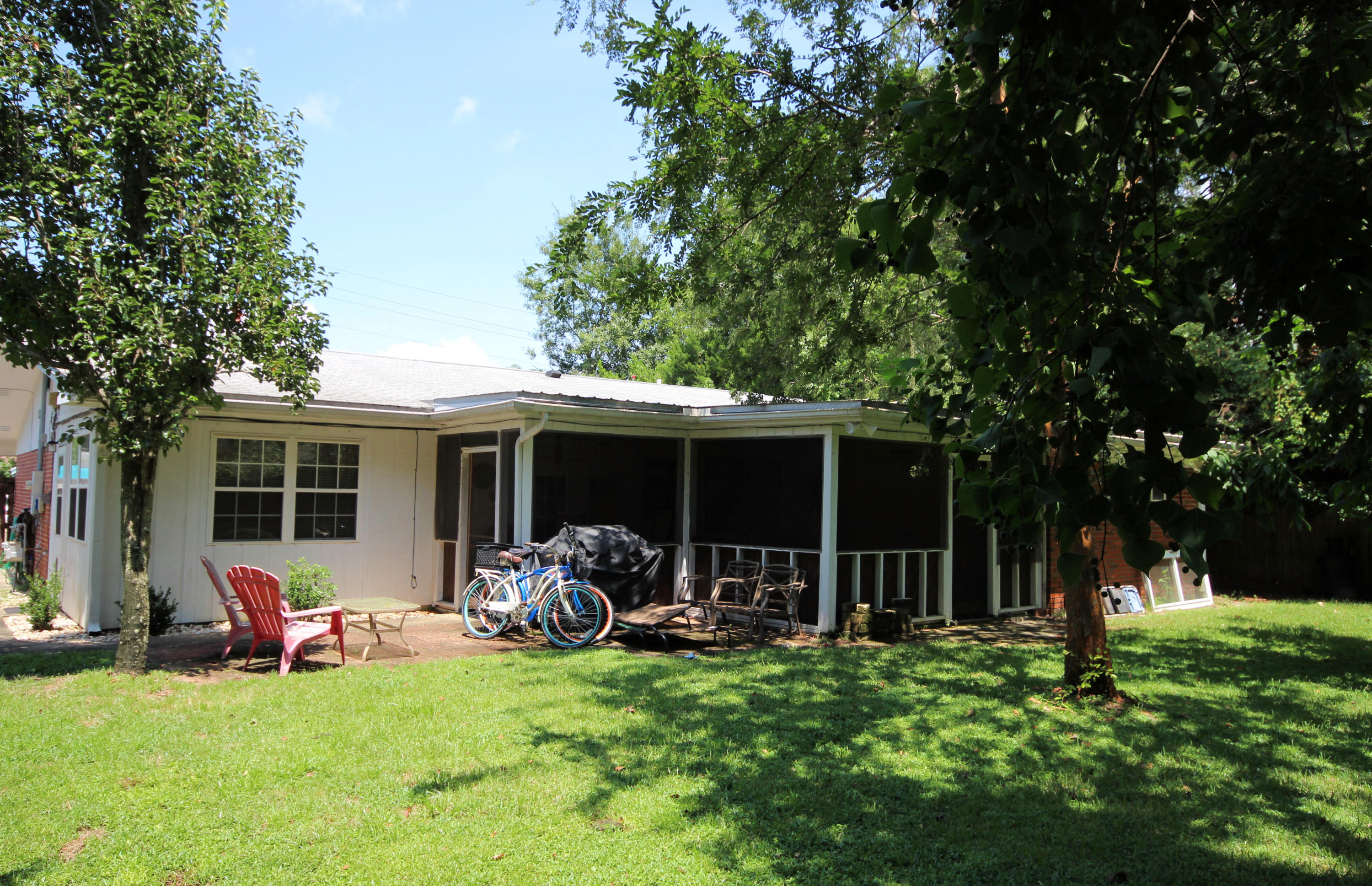 GARNIERS BEACH 6TH - Residential