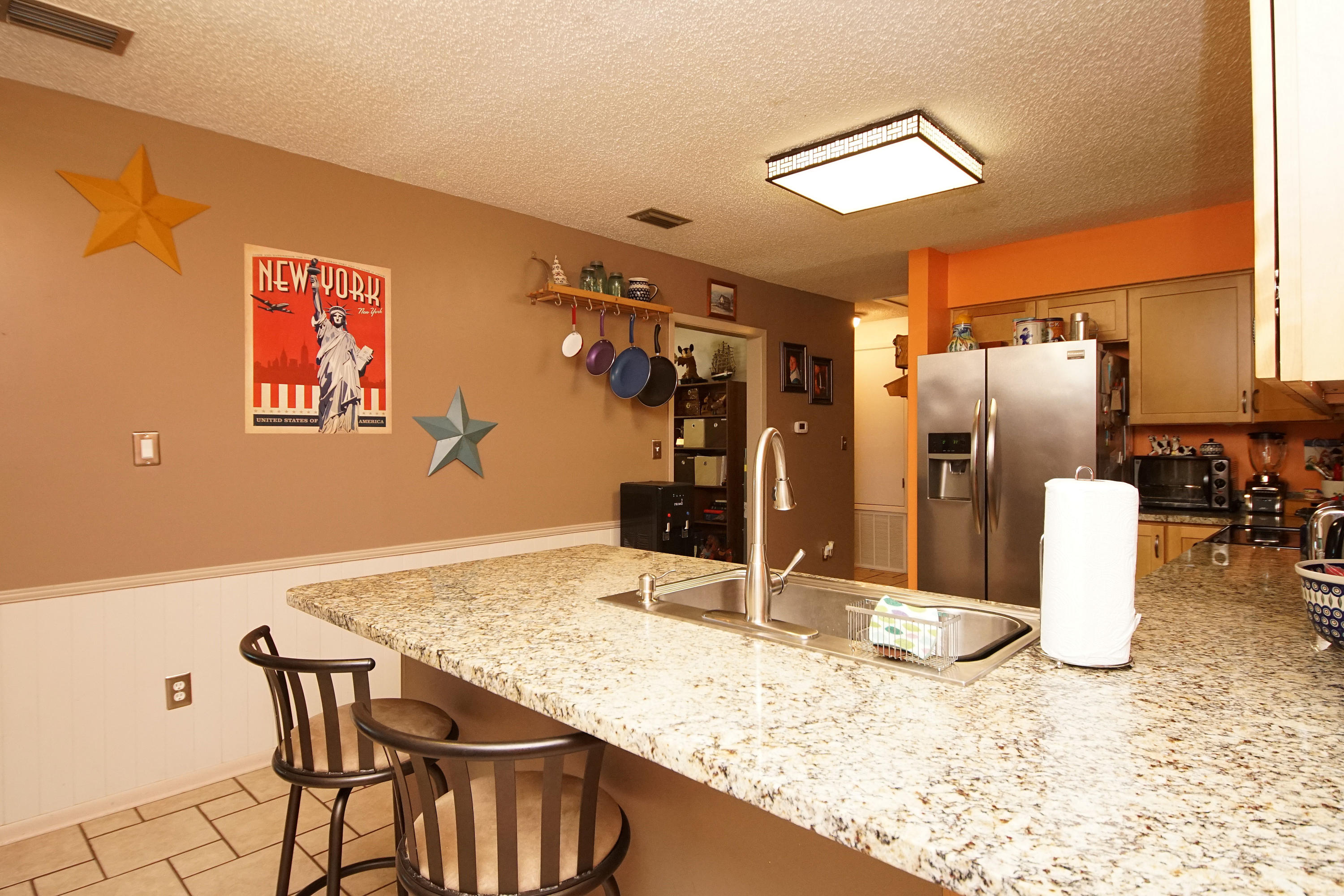 GARNIERS BEACH 6TH - Residential