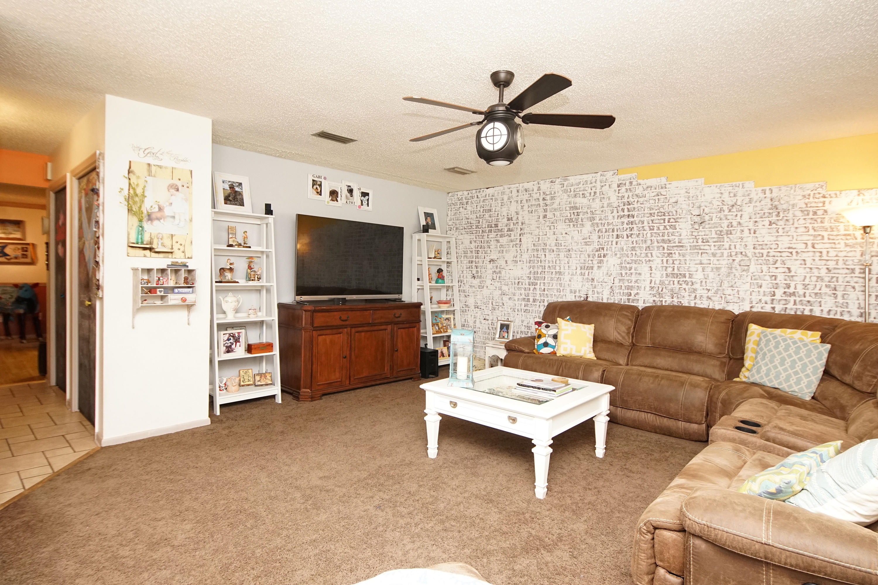 GARNIERS BEACH 6TH - Residential