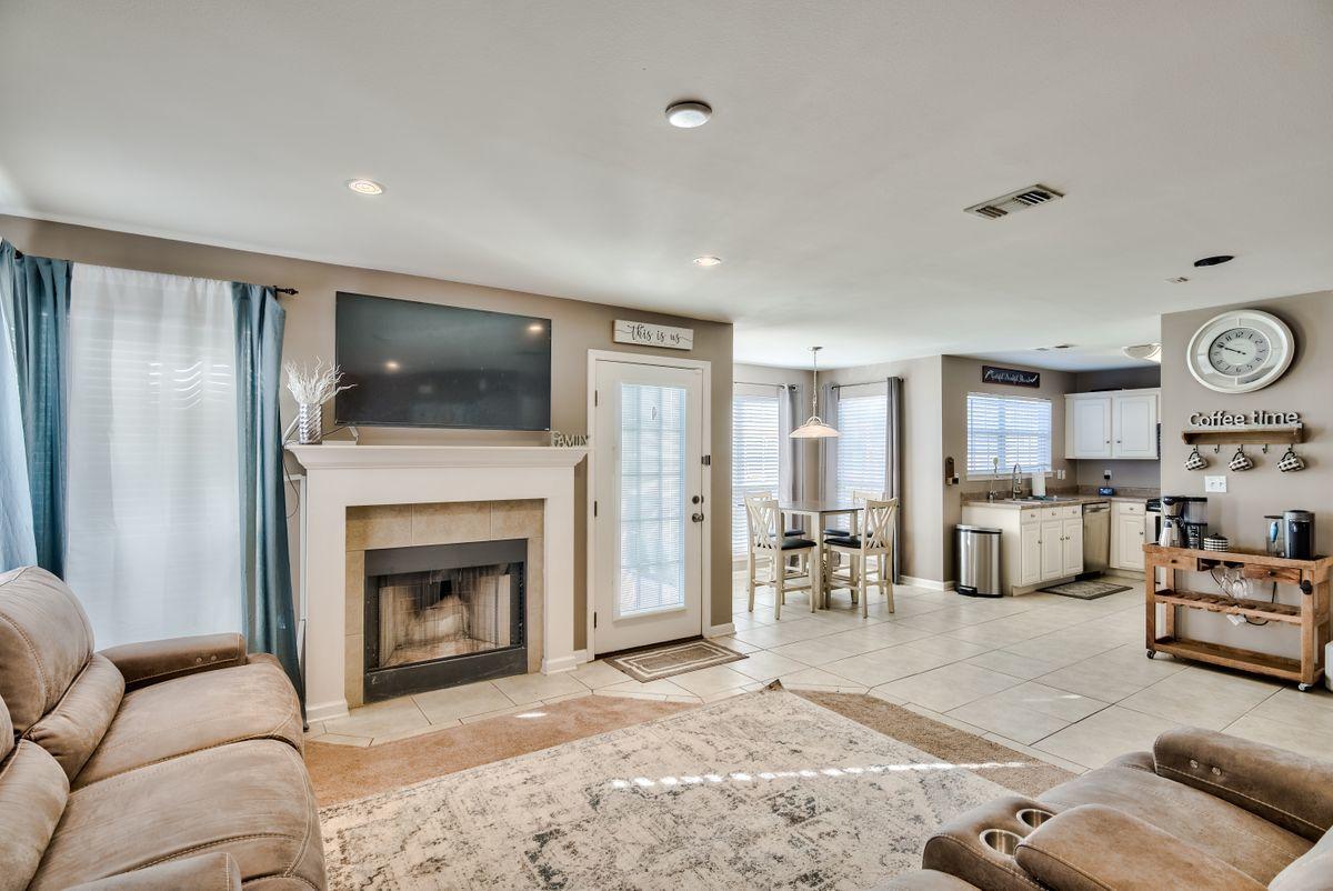 OLDE FLORIDA LAKES PHS II - Residential