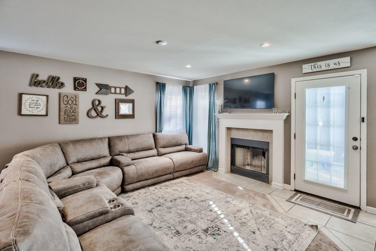 OLDE FLORIDA LAKES PHS II - Residential