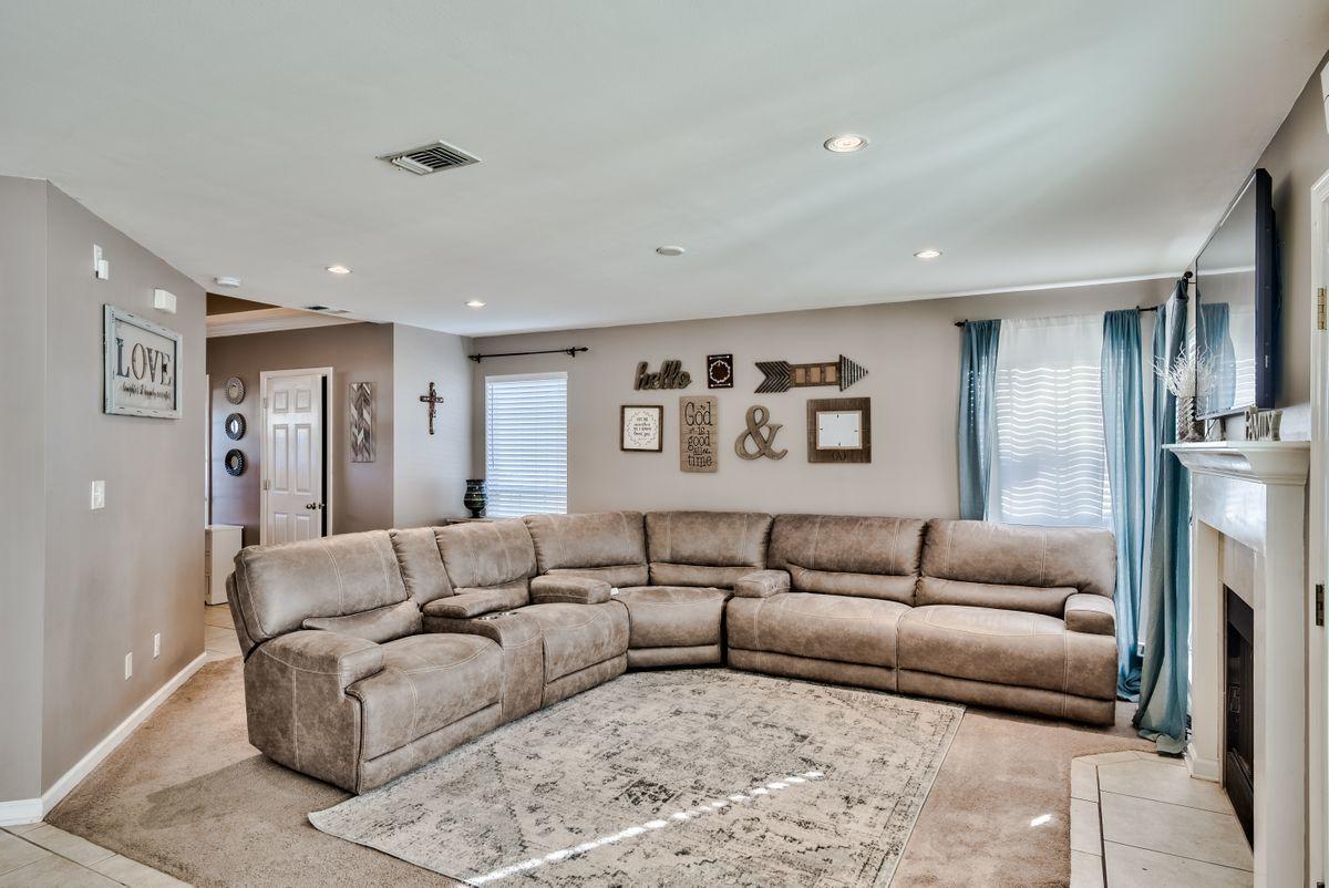 OLDE FLORIDA LAKES PHS II - Residential