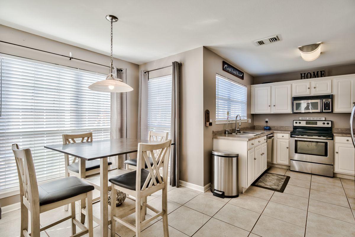 OLDE FLORIDA LAKES PHS II - Residential