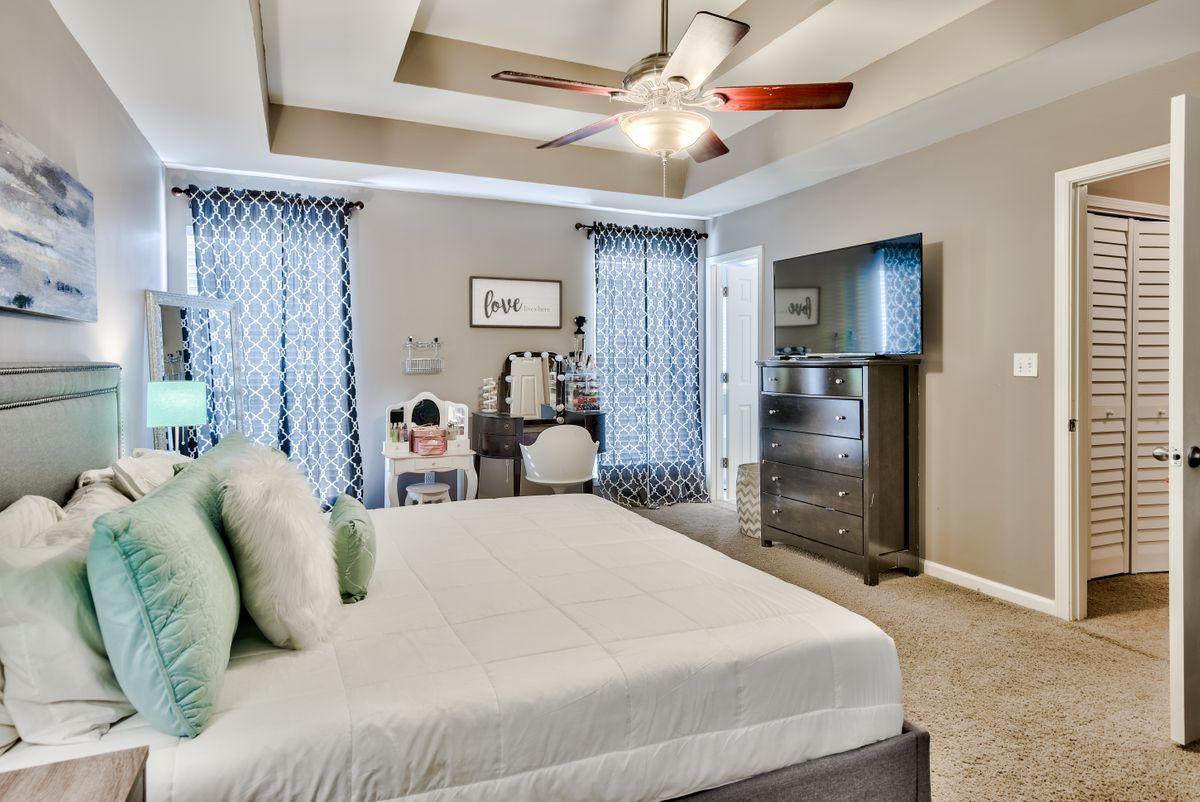 OLDE FLORIDA LAKES PHS II - Residential