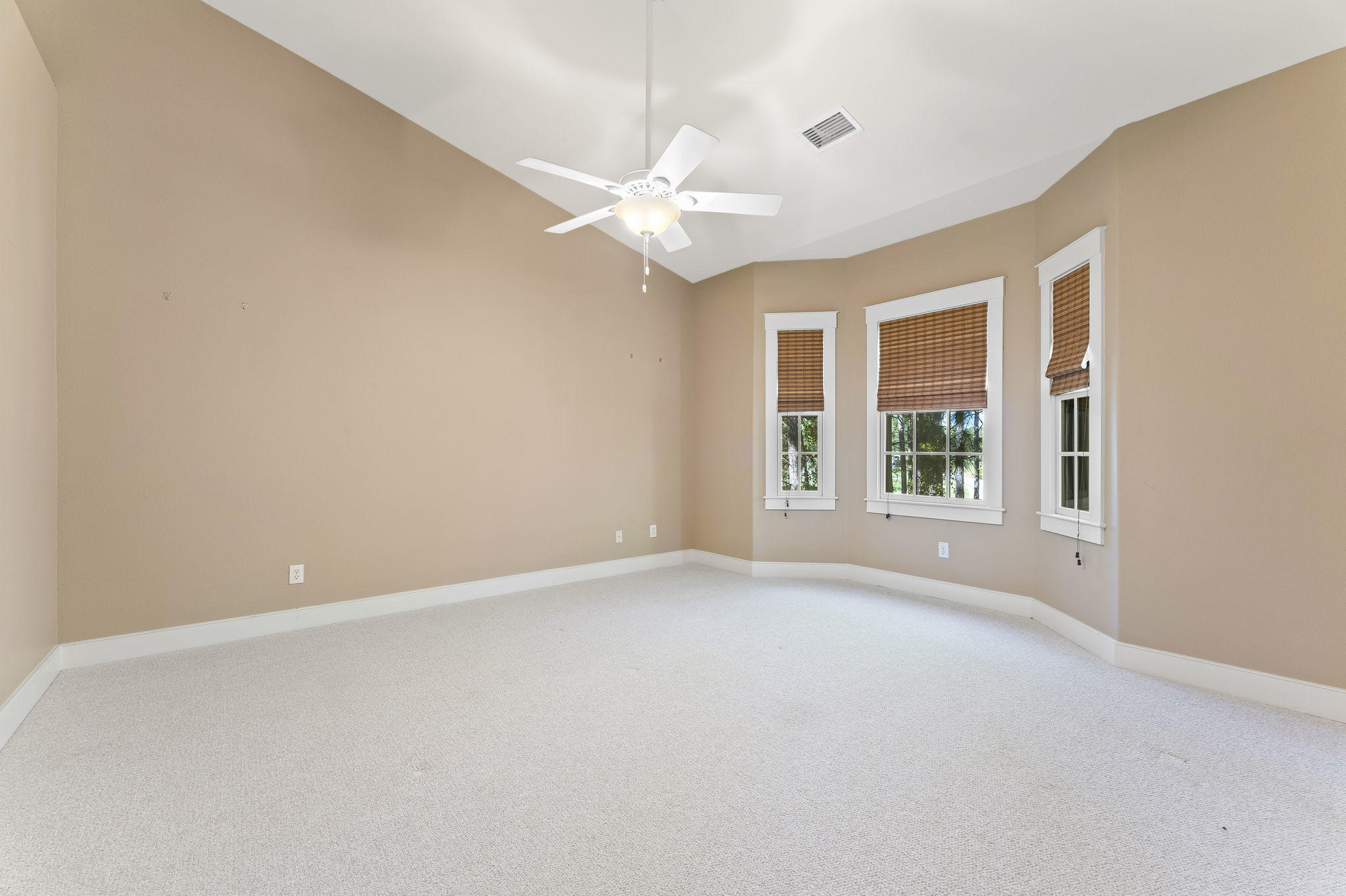 WILD HERON - CLUBSIDE - Residential