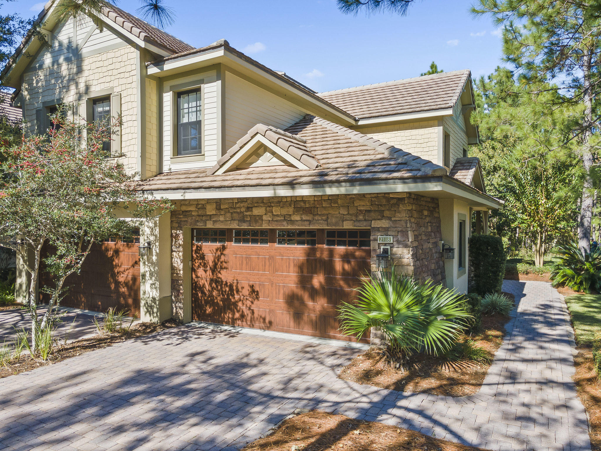 WILD HERON - CLUBSIDE - Residential